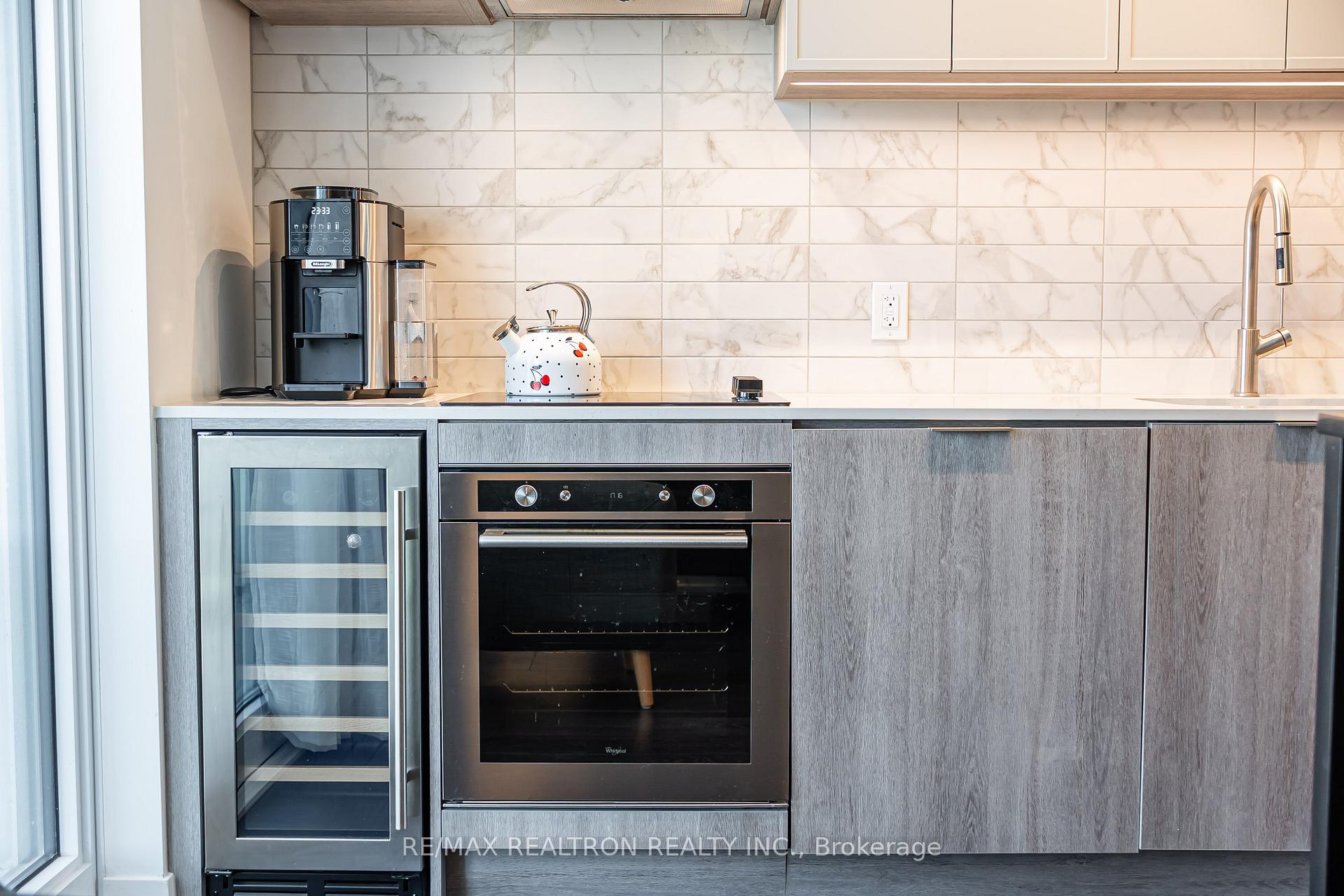 Photo 9 of Unit 1215, 2020 Bathurst Street, Toronto, Humewood-Cedarvale — HOMEH