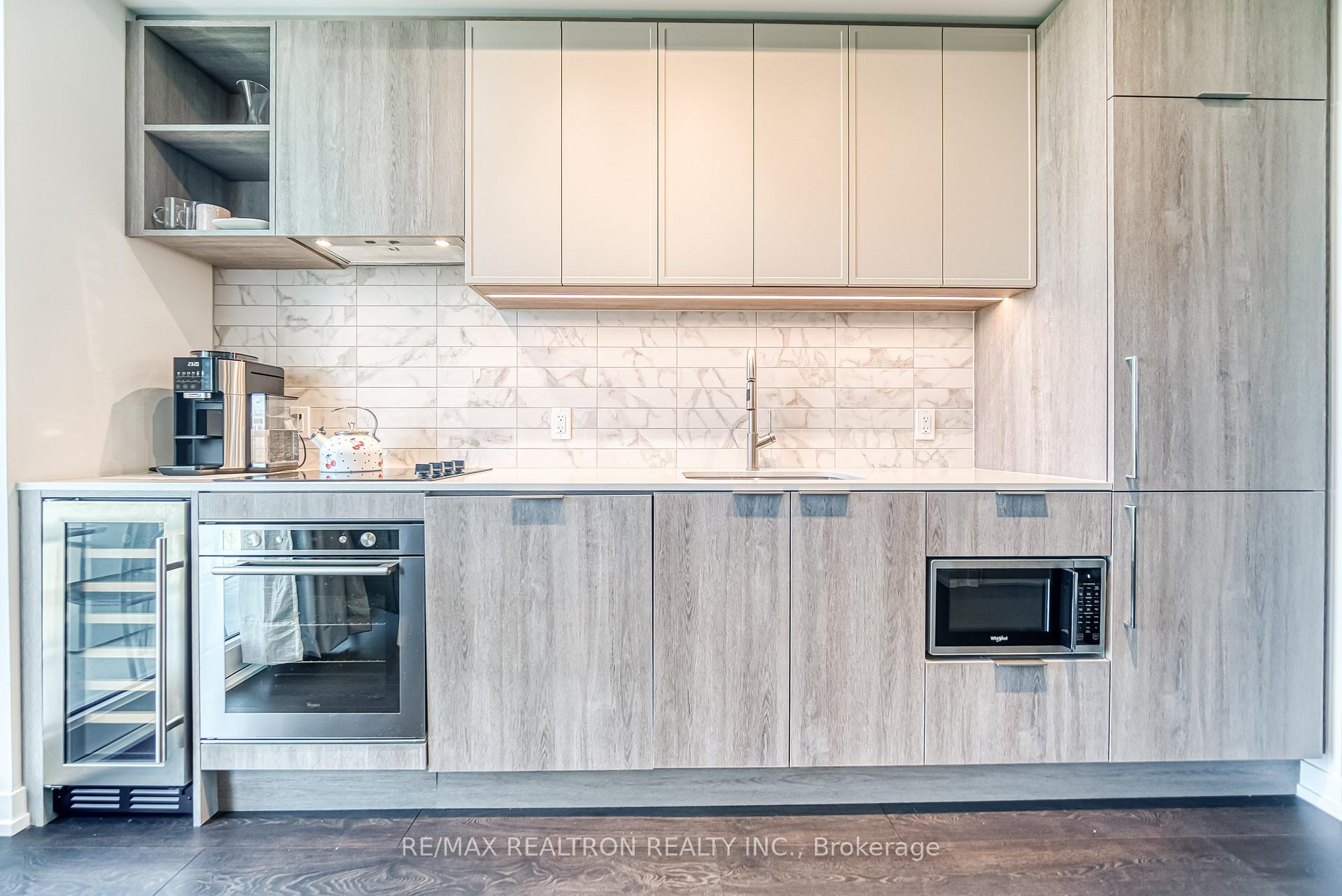 Photo 11 of Unit 1215, 2020 Bathurst Street, Toronto, Humewood-Cedarvale — HOMEH