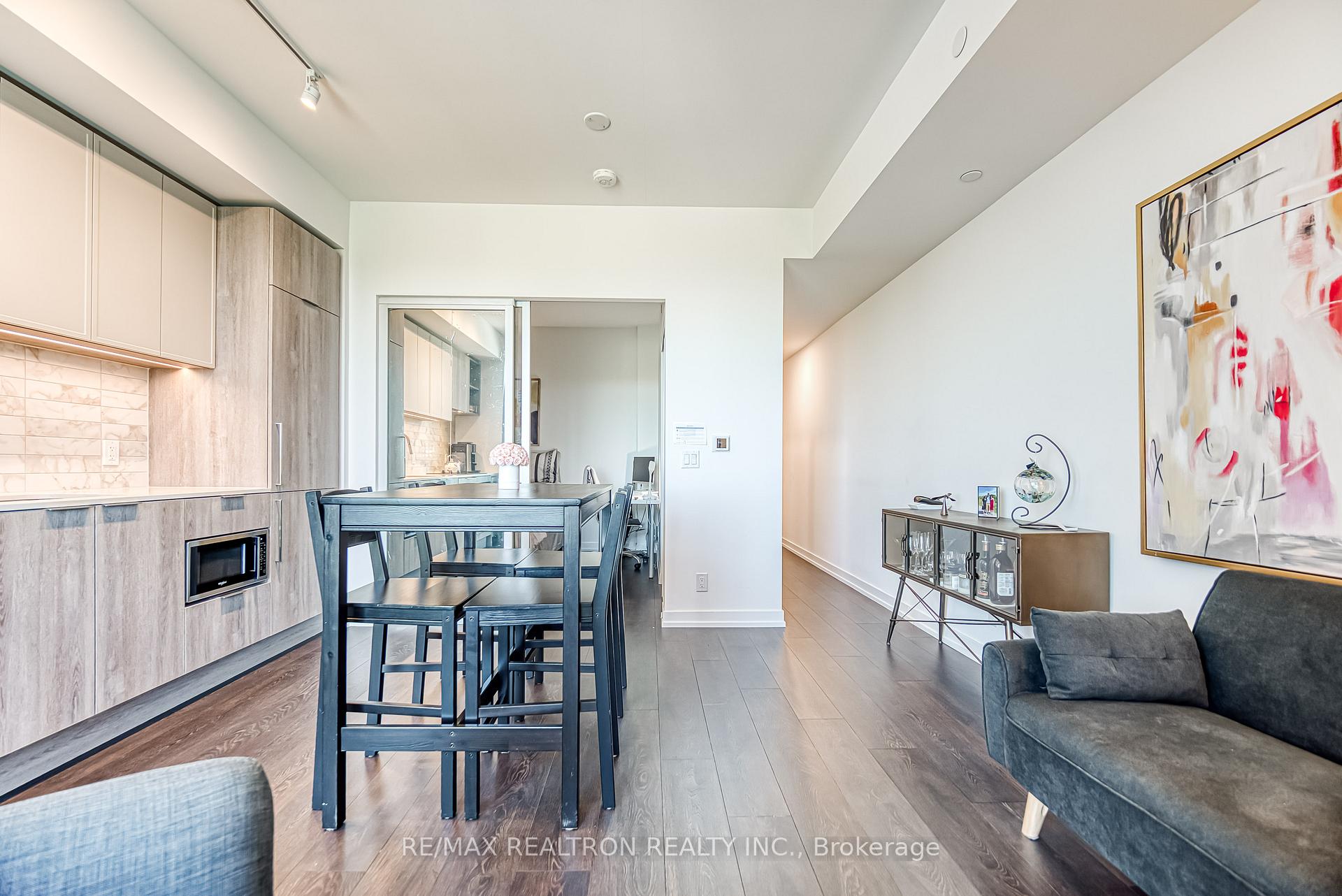 Photo 10 of Unit 1215, 2020 Bathurst Street, Toronto, Humewood-Cedarvale — HOMEH