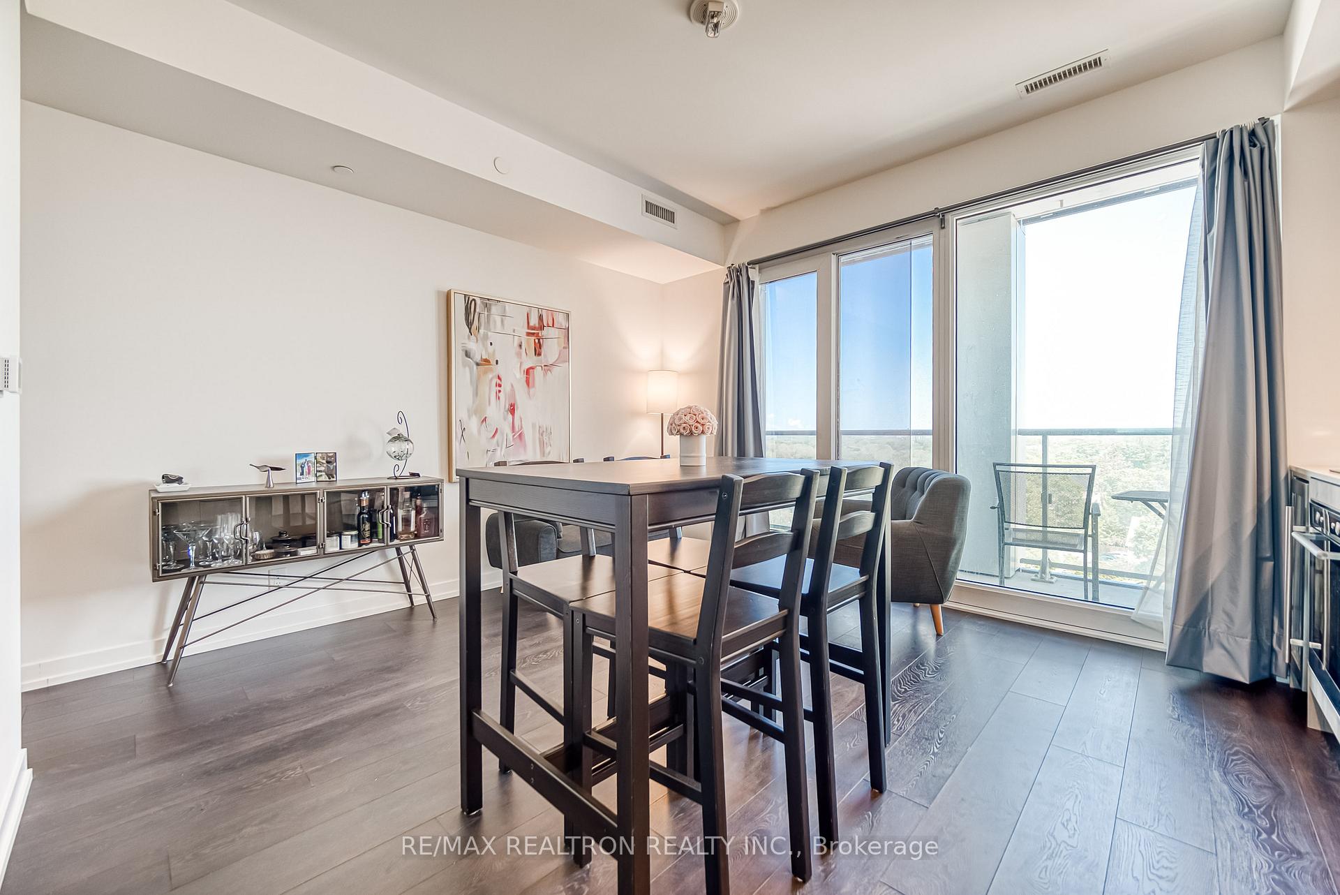 Photo 14 of Unit 1215, 2020 Bathurst Street, Toronto, Humewood-Cedarvale — HOMEH