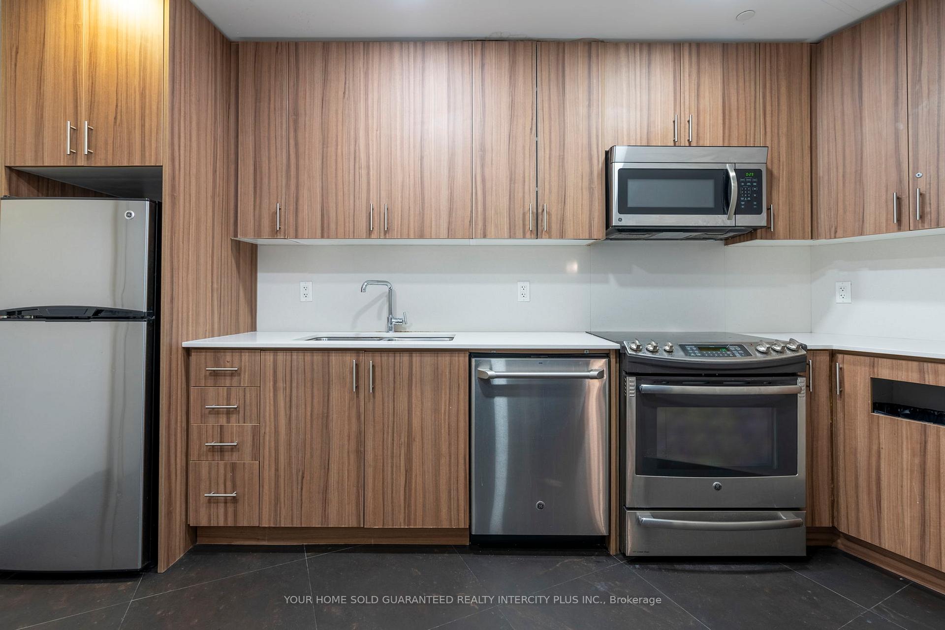 Photo 45 of Unit 705, 20 Bruyeres Mews, Toronto, Niagara — HOMEH
