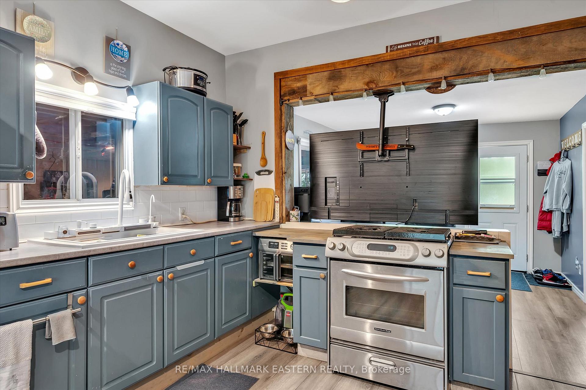Photo 6 of 5104 Pine Street, Hamilton Township, Bewdley — HOMEH