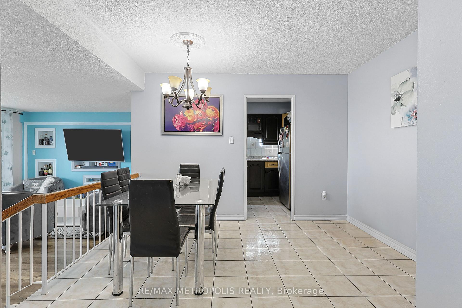 Photo 9 of Unit 902, 5 San Romano Way, Brampton, Bram East — HOMEH