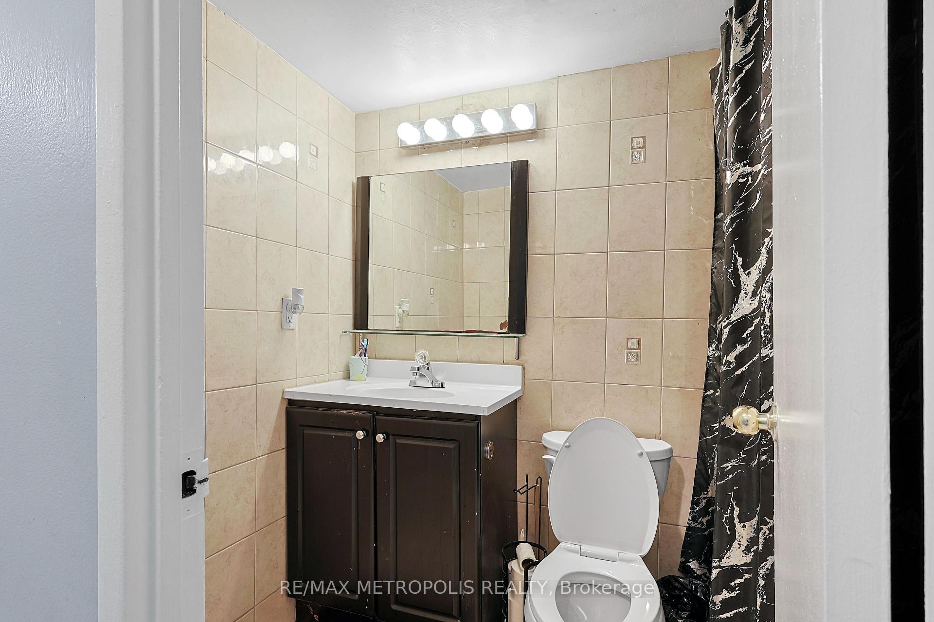 Photo 19 of Unit 902, 5 San Romano Way, Brampton, Bram East — HOMEH