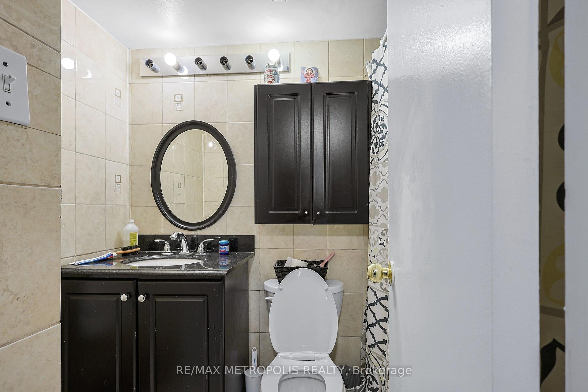 Photo 21 of Unit 902, 5 San Romano Way, Brampton, Bram East — HOMEH