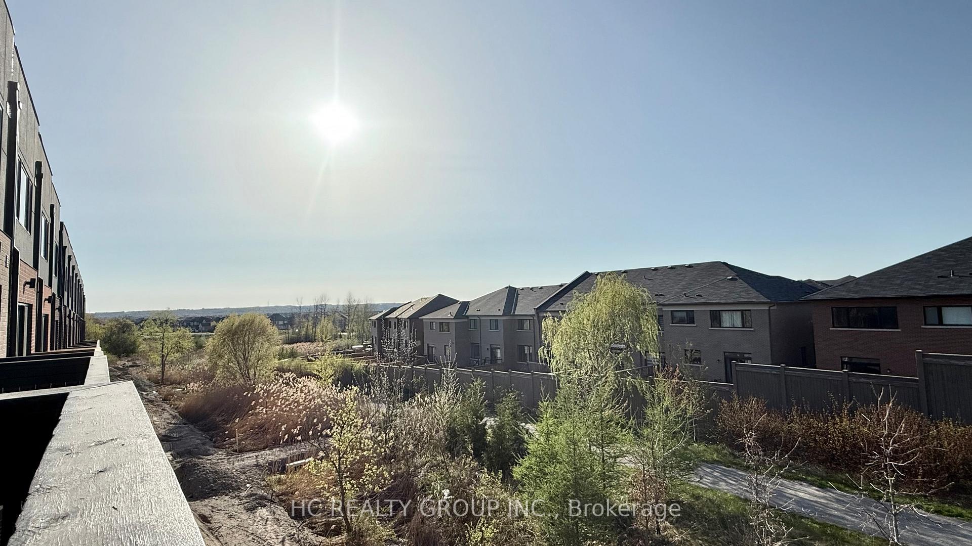 Photo 27 of 6 Chestnut Court, Aurora, Rural Aurora — HOMEH