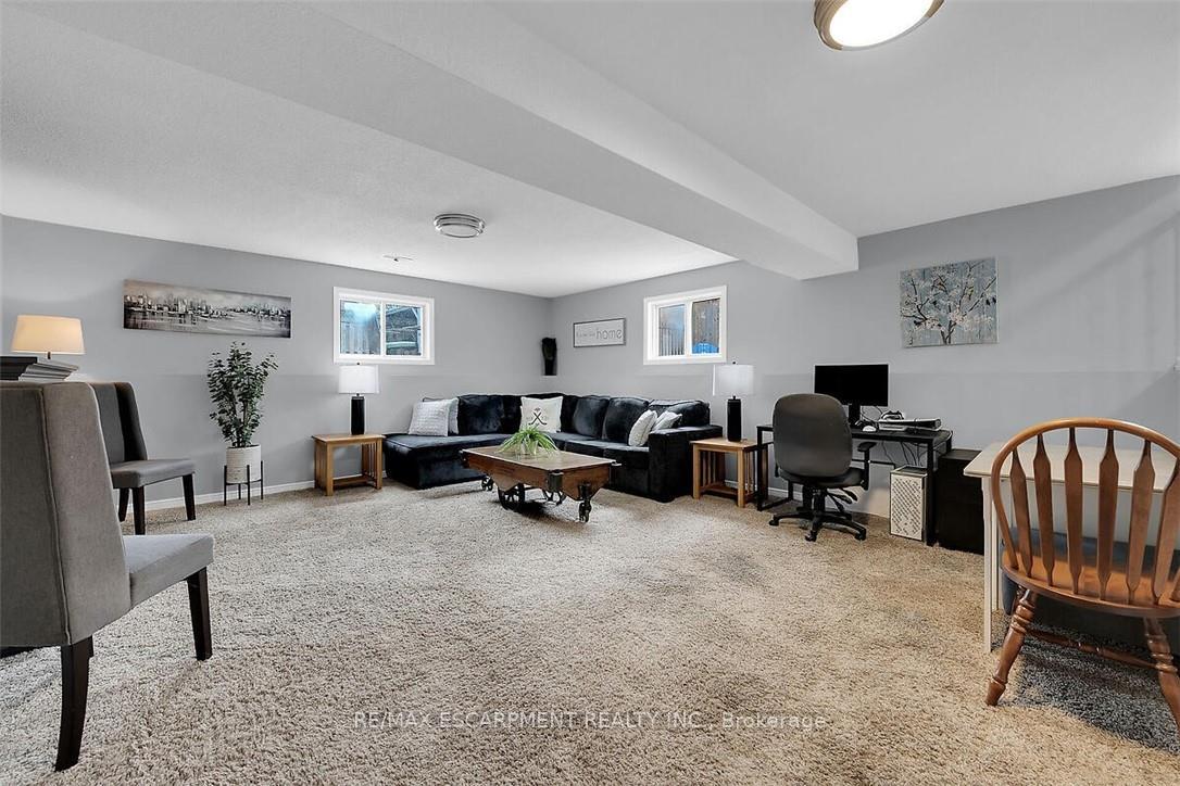 Photo 36 of 18 Jamieson Drive, Haldimand — HOMEH