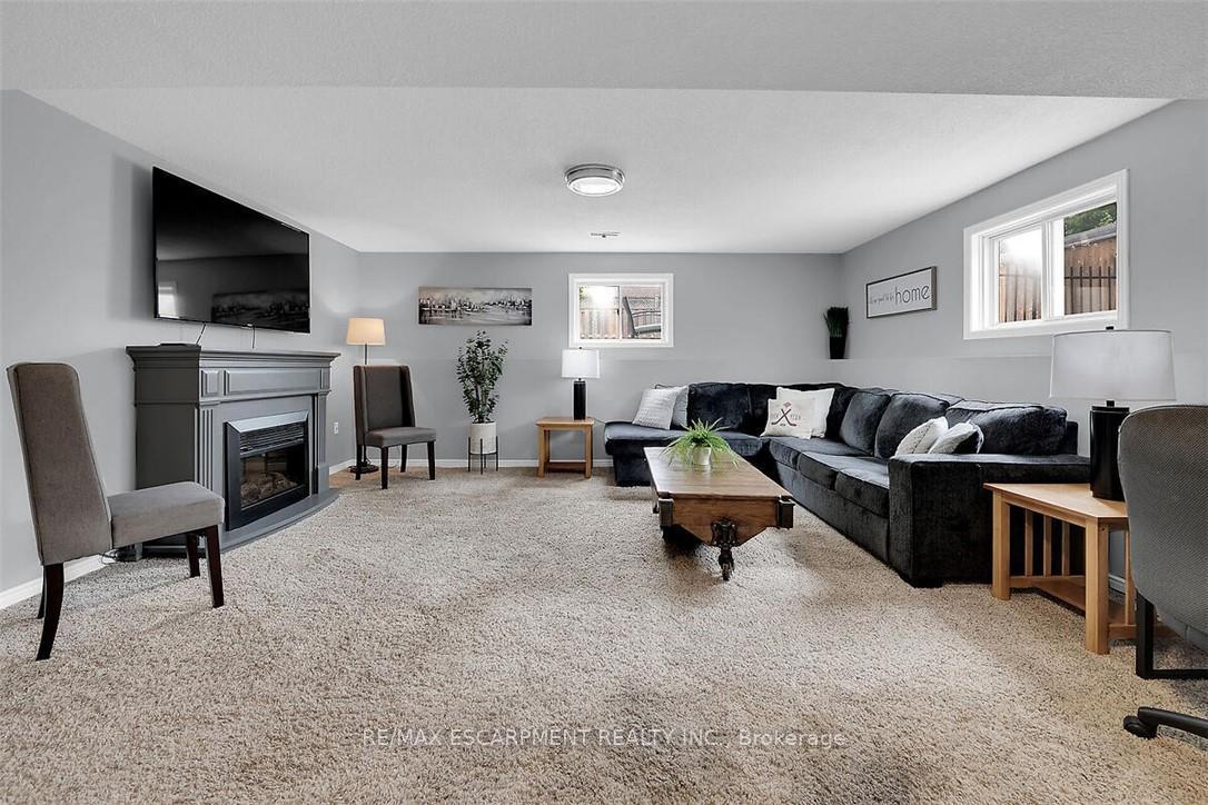 Photo 27 of 18 Jamieson Drive, Haldimand — HOMEH