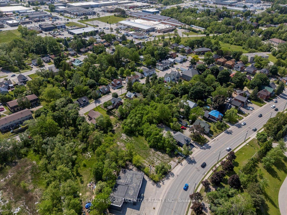 Photo 7 of 220 Bradford Street, Barrie, Allandale Centre — HOMEH