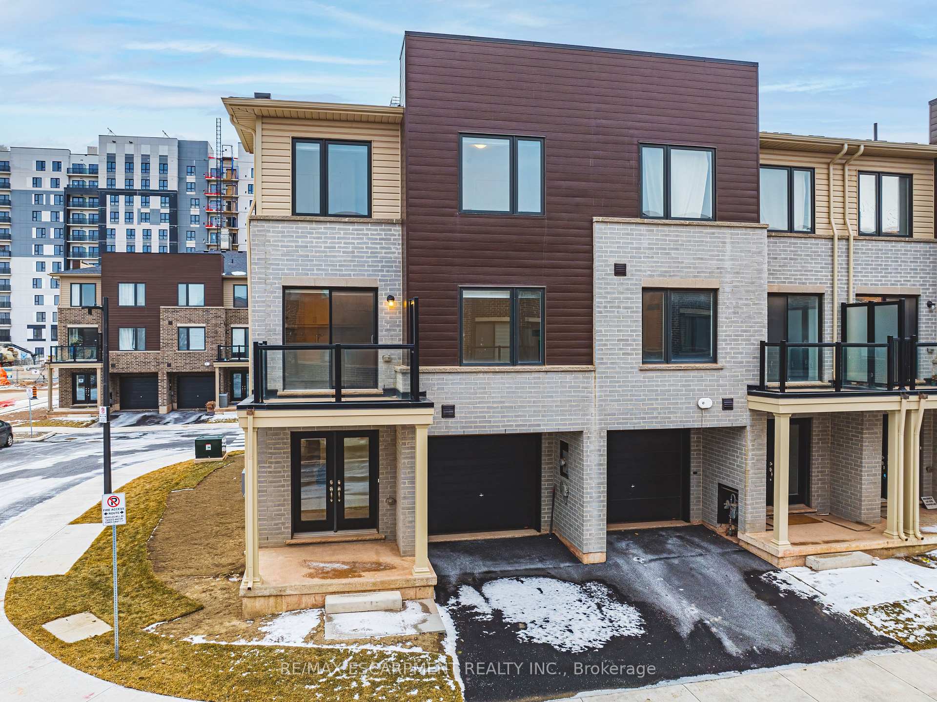 Photo 1 of 55 Dryden Lane, Hamilton, McQuesten — HOMEH