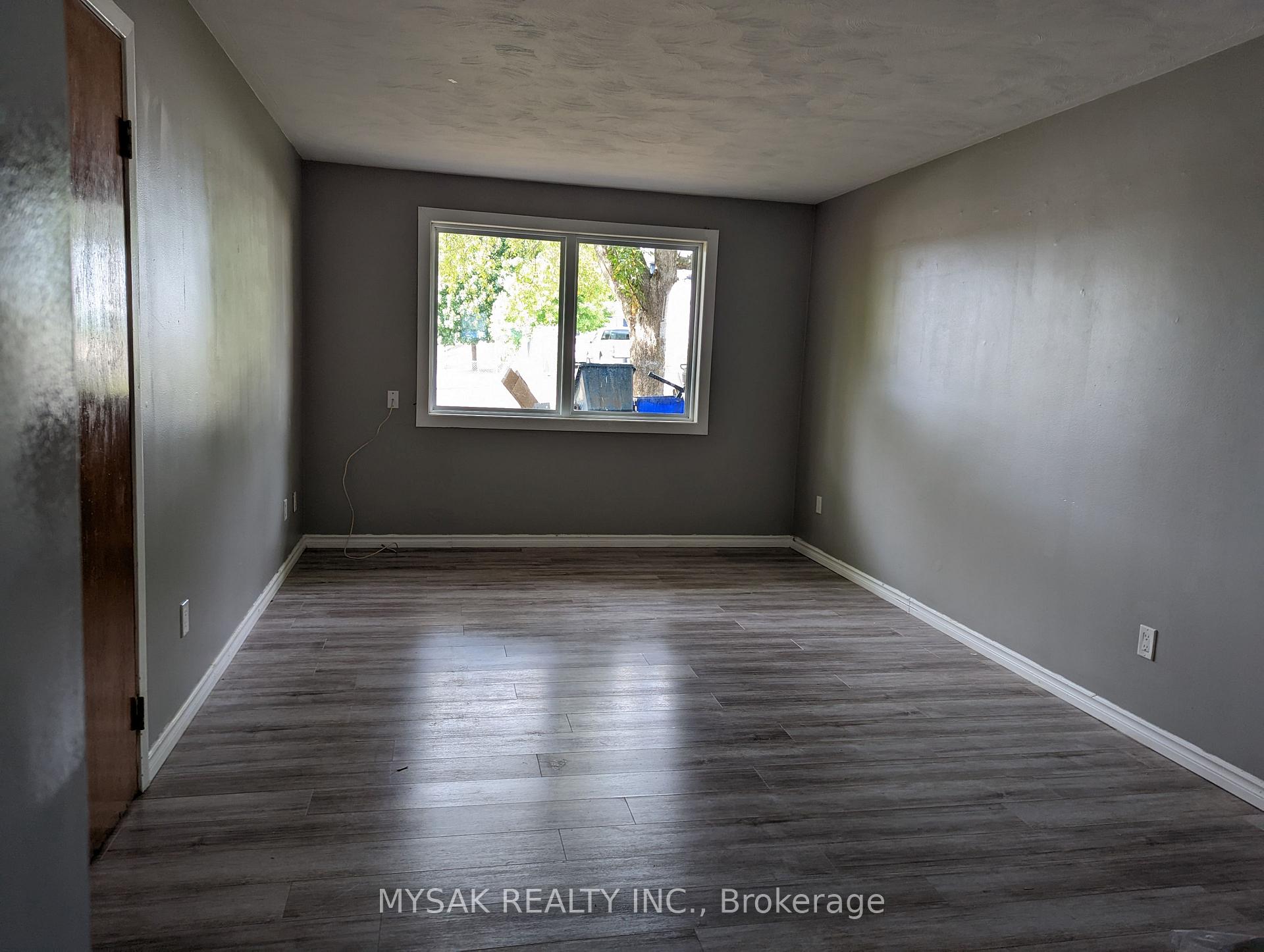 Photo 10 of 367 Marlborough Street, Brant, Brantford Twp — HOMEH