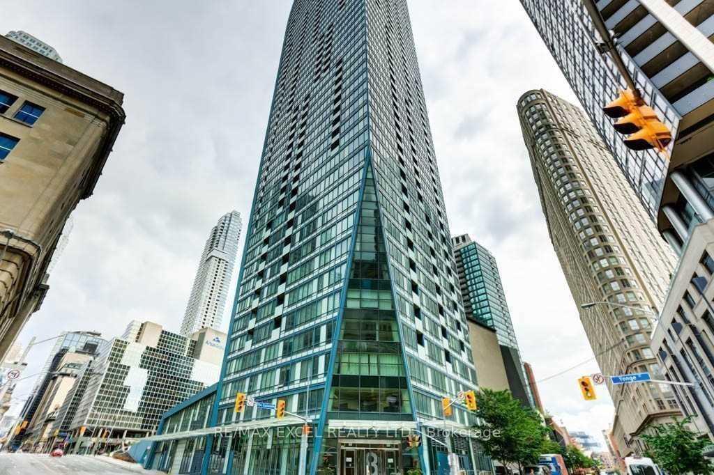 Front of Unit 1812, 8 The Esplanade Avenue