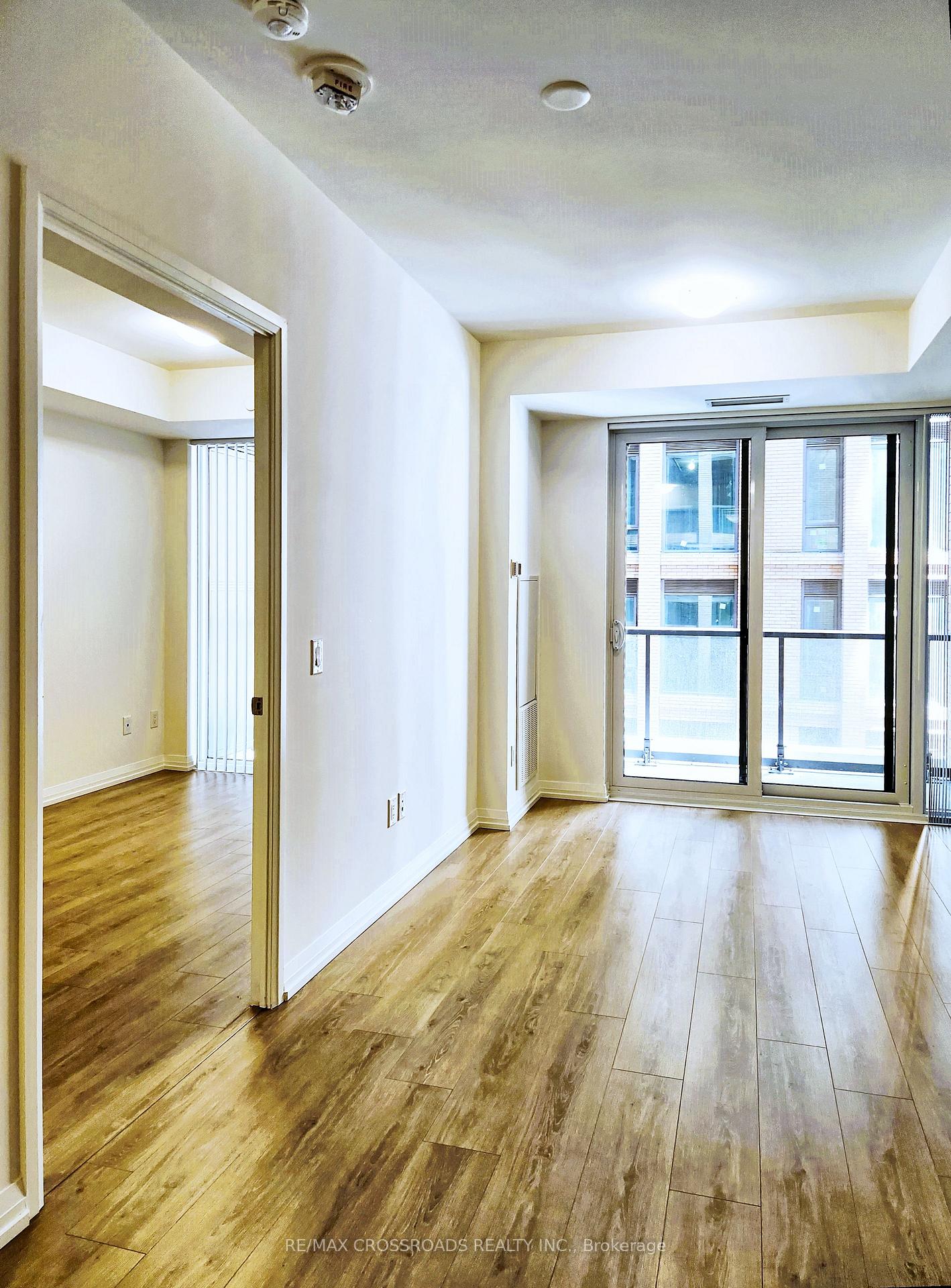 Front of Unit 704, 8 Widmer Street