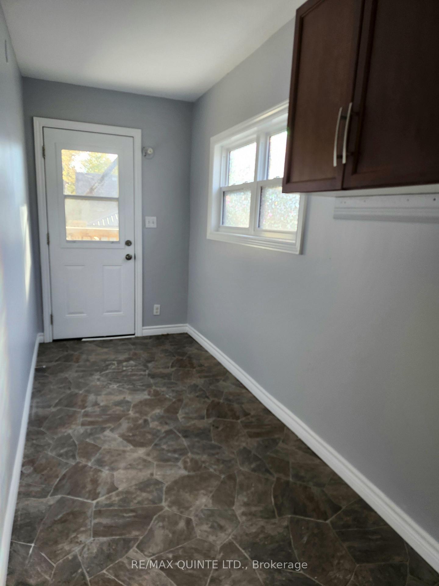 Photo 3 of 22 Mccann Street, Quinte West, Trenton Ward — HOMEH