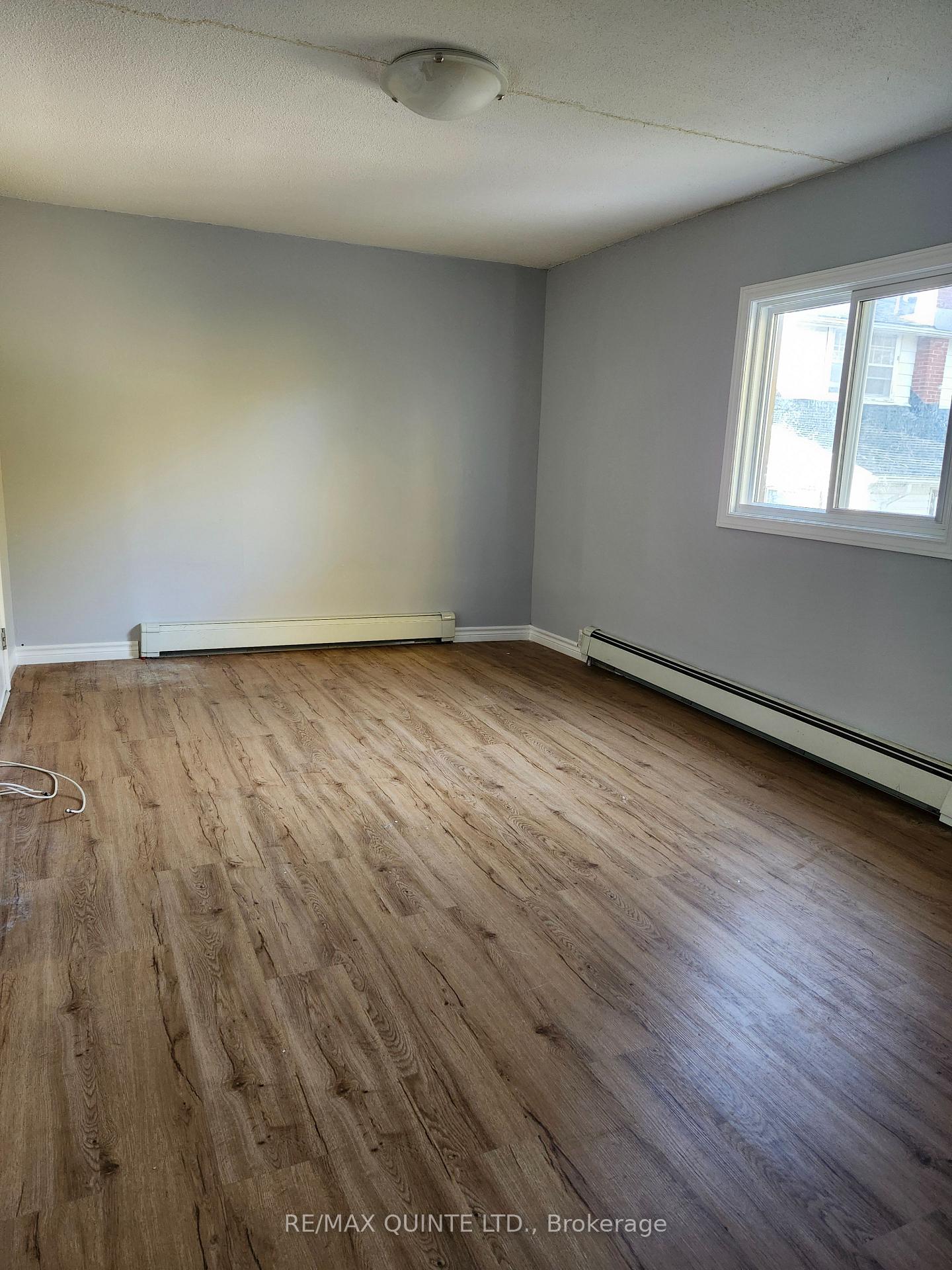 Photo 7 of 22 Mccann Street, Quinte West, Trenton Ward — HOMEH