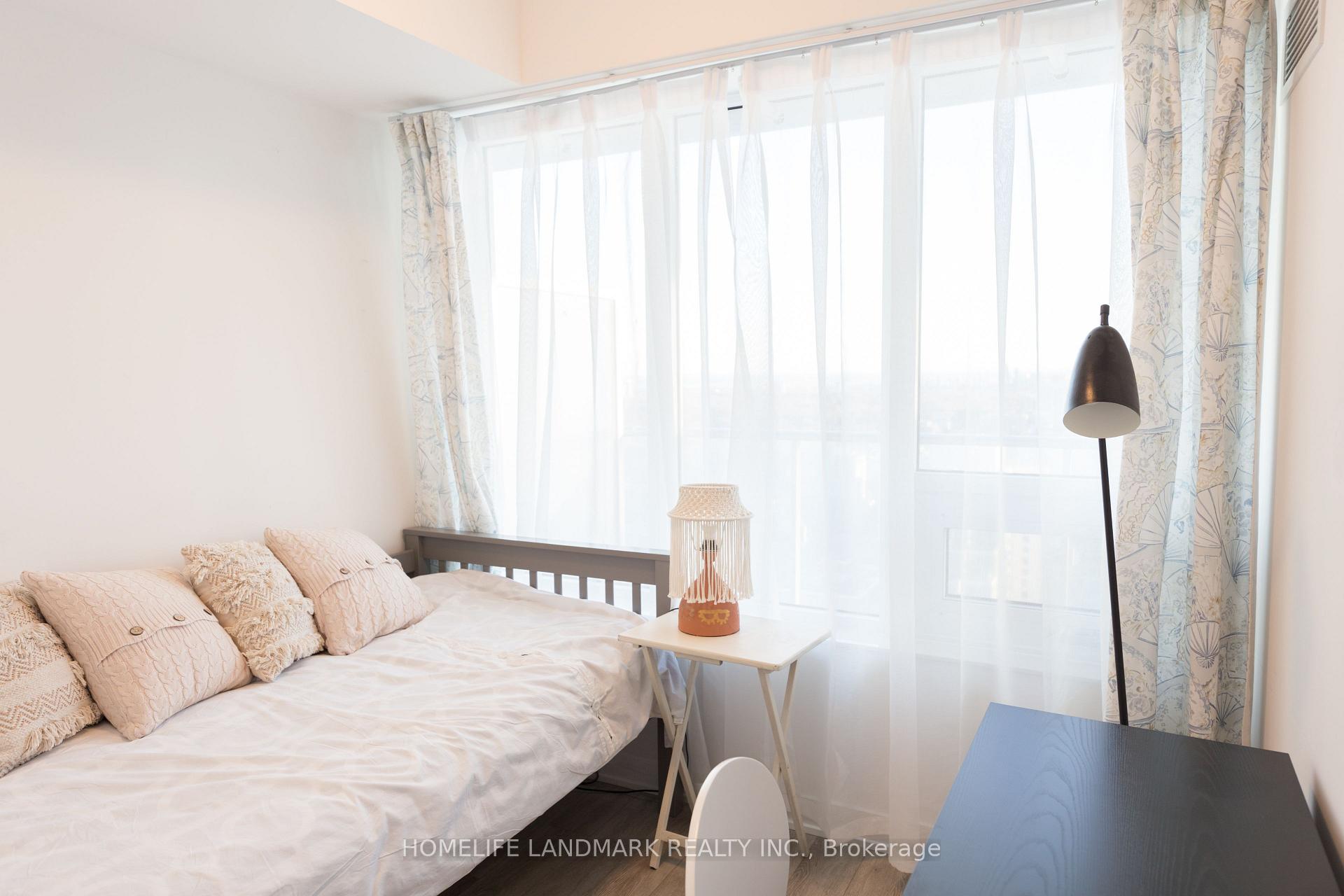 Photo 3 of Unit 3106, 195 Redpath Avenue, Toronto, Mount Pleasant West — HOMEH