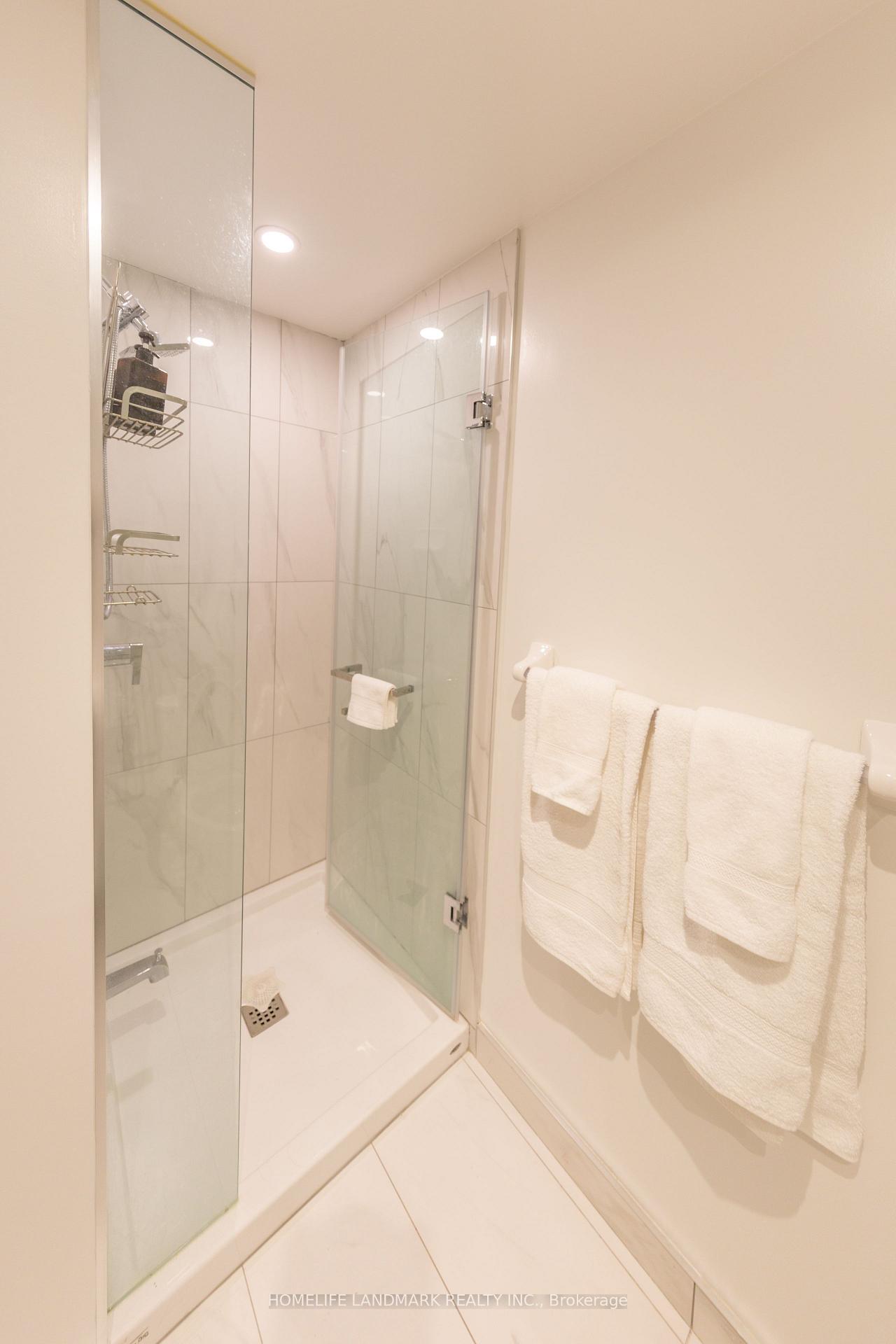 Photo 11 of Unit 3106, 195 Redpath Avenue, Toronto, Mount Pleasant West — HOMEH