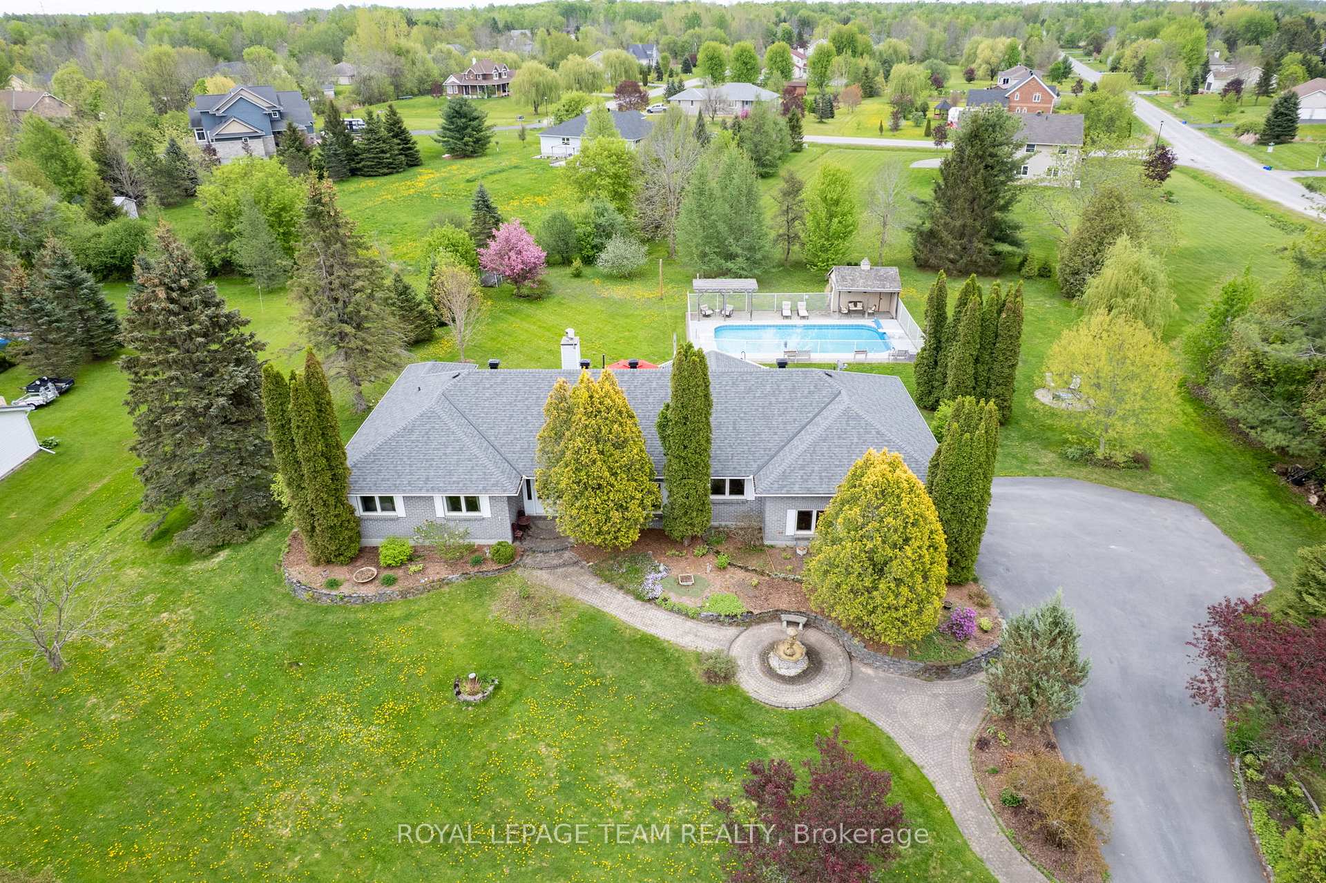 Photo 4 of 2370 River Road, North Grenville, North Grenville Twp (Kemptville South) — HOMEH