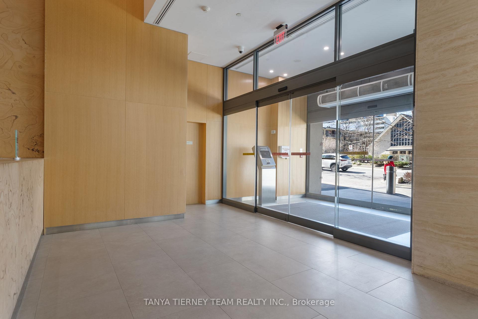 Photo 7 of Unit 2006, 25 Broadway Avenue, Toronto, Mount Pleasant West — HOMEH
