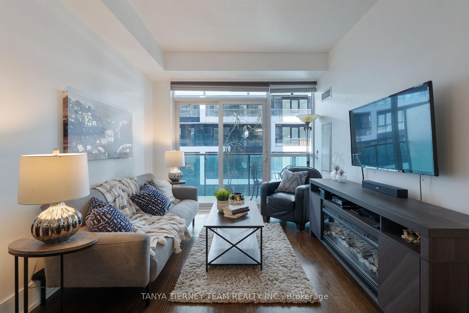 Photo 8 of Unit 2006, 25 Broadway Avenue, Toronto, Mount Pleasant West — HOMEH