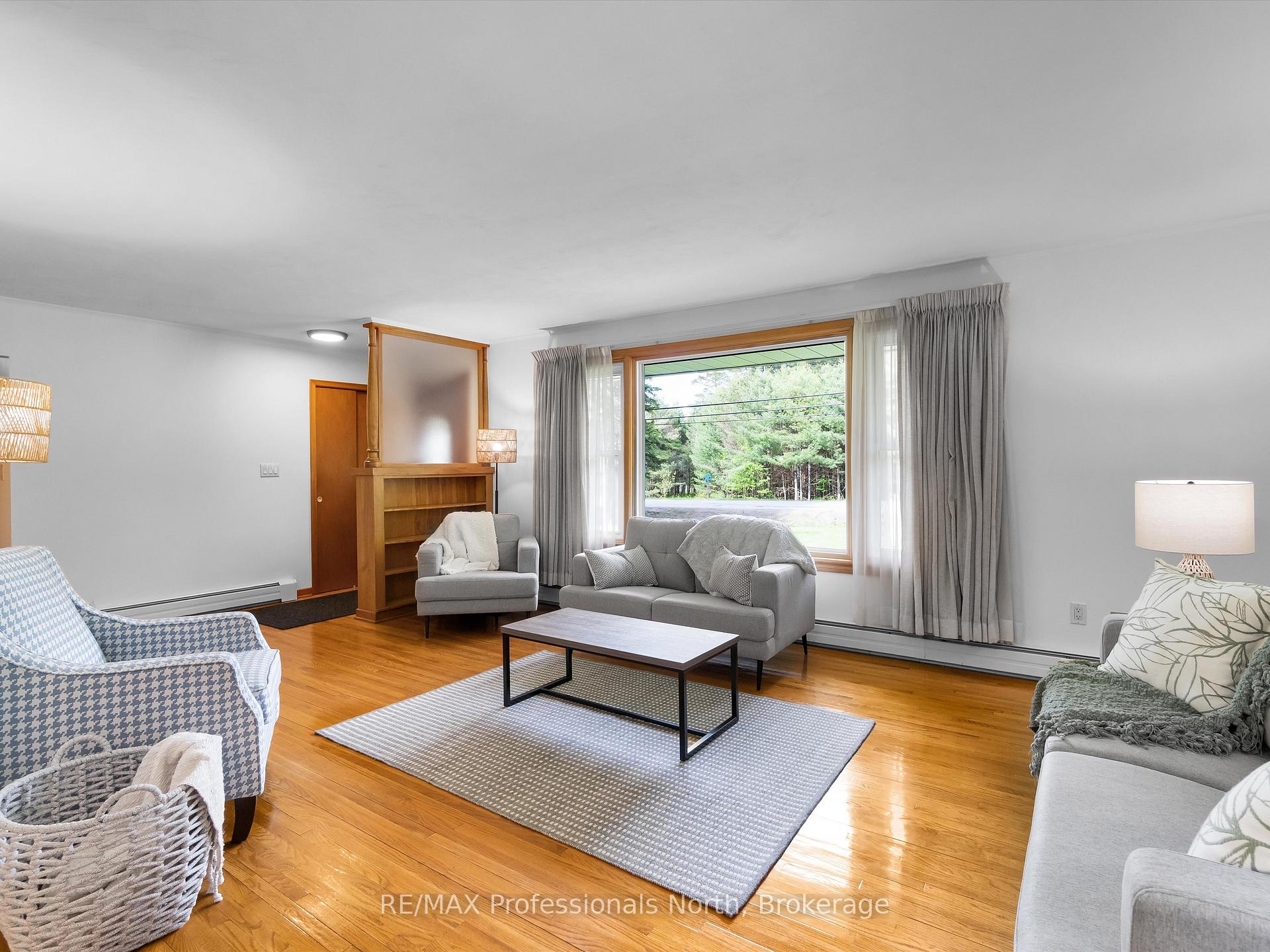 Photo 18 of 1166 Manitoba Street, Bracebridge, Monck (Bracebridge) — HOMEH