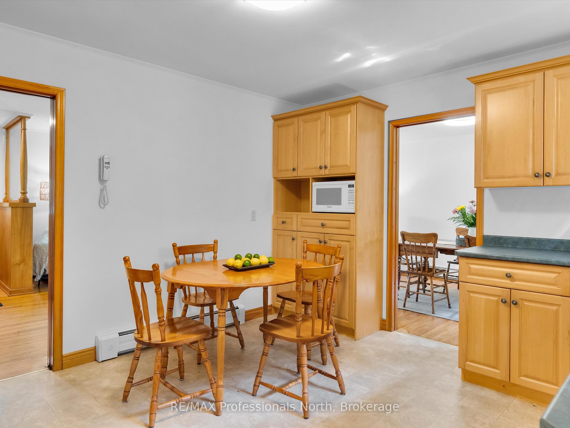 Photo 21 of 1166 Manitoba Street, Bracebridge, Monck (Bracebridge) — HOMEH