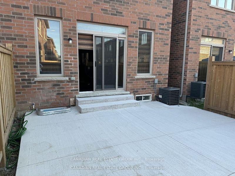 Photo 6 of 77 Adventura Road, Brampton, Northwest Brampton — HOMEH