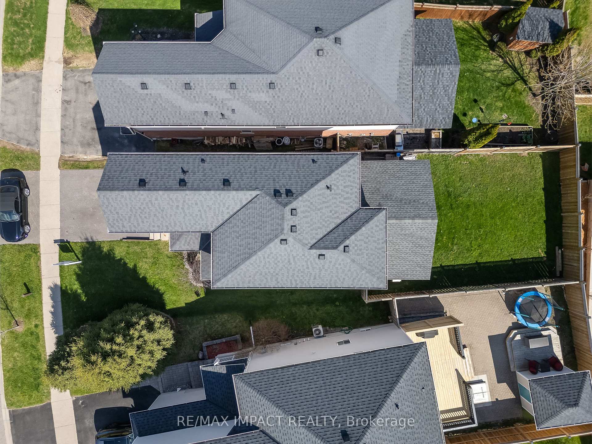 Photo 5 of 18 Steinway Drive, Scugog, Port Perry — HOMEH