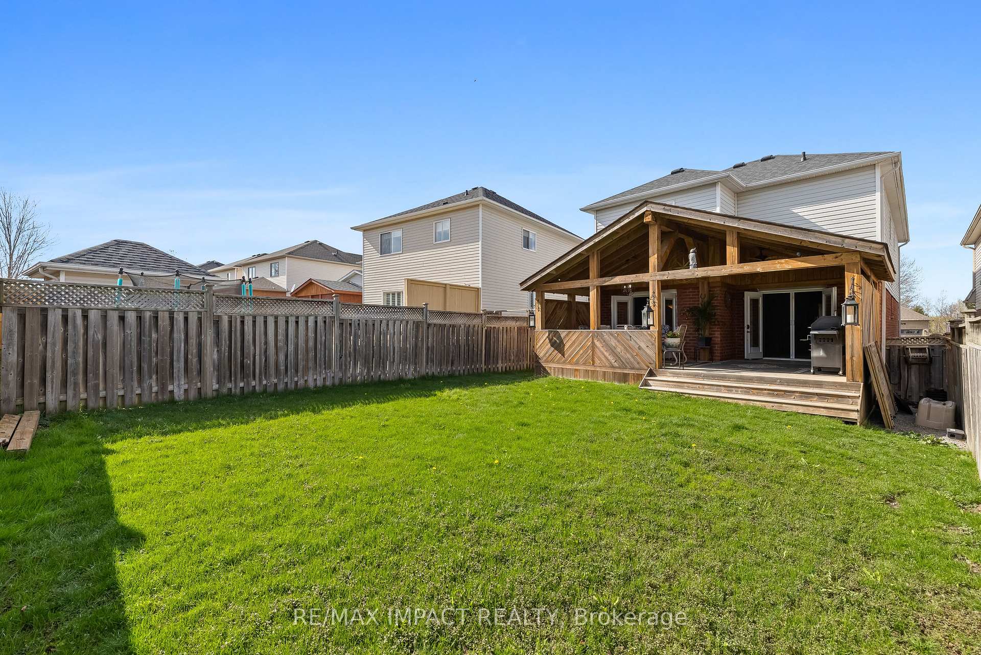 Photo 32 of 18 Steinway Drive, Scugog, Port Perry — HOMEH