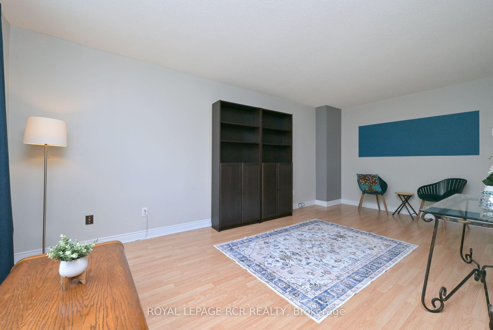 Photo 13 of 13 Wood Circle, Caledon, Bolton East — HOMEH