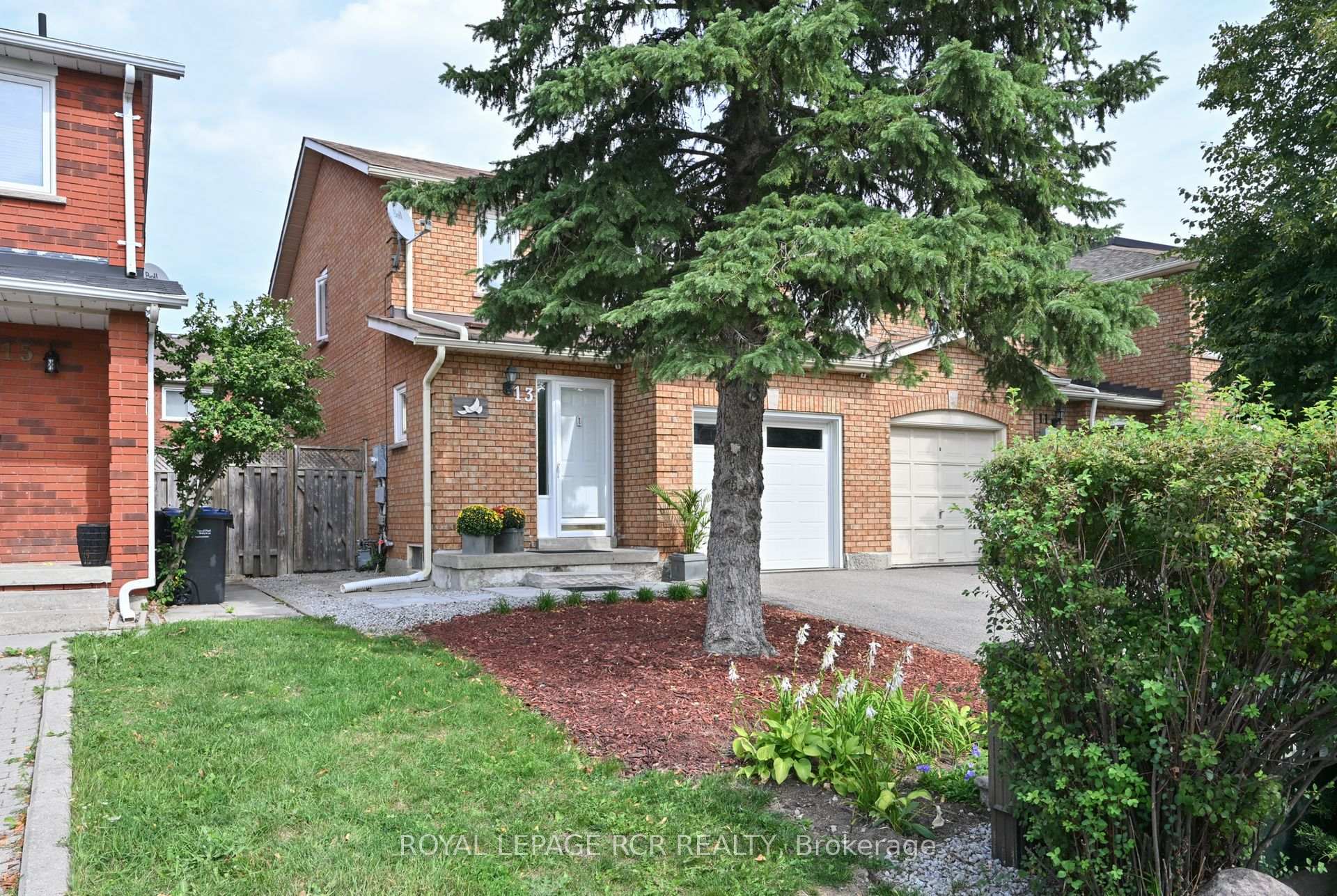 Photo 32 of 13 Wood Circle, Caledon, Bolton East — HOMEH
