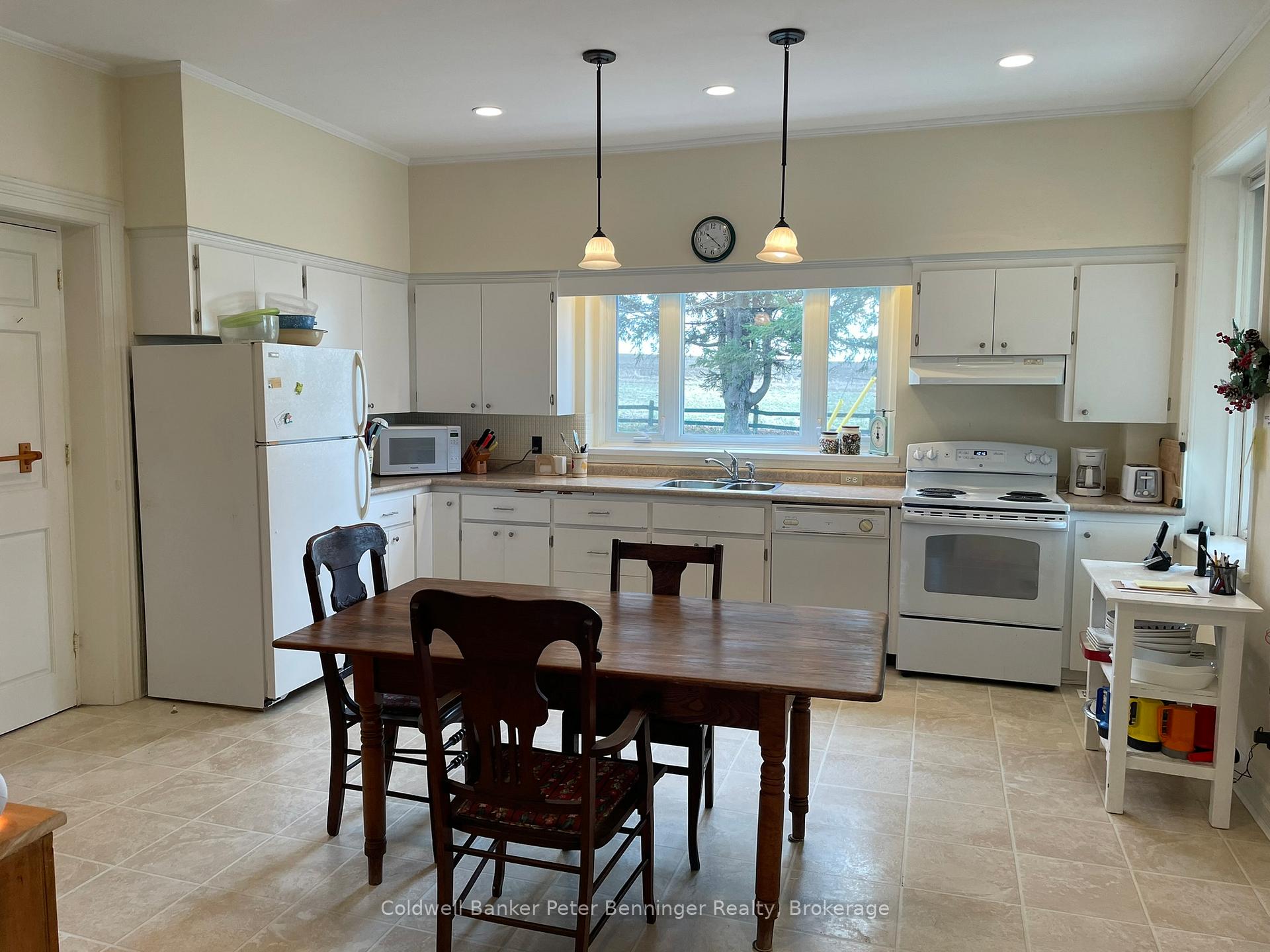 Photo 7 of 181463 12 Concession, West Grey — HOMEH