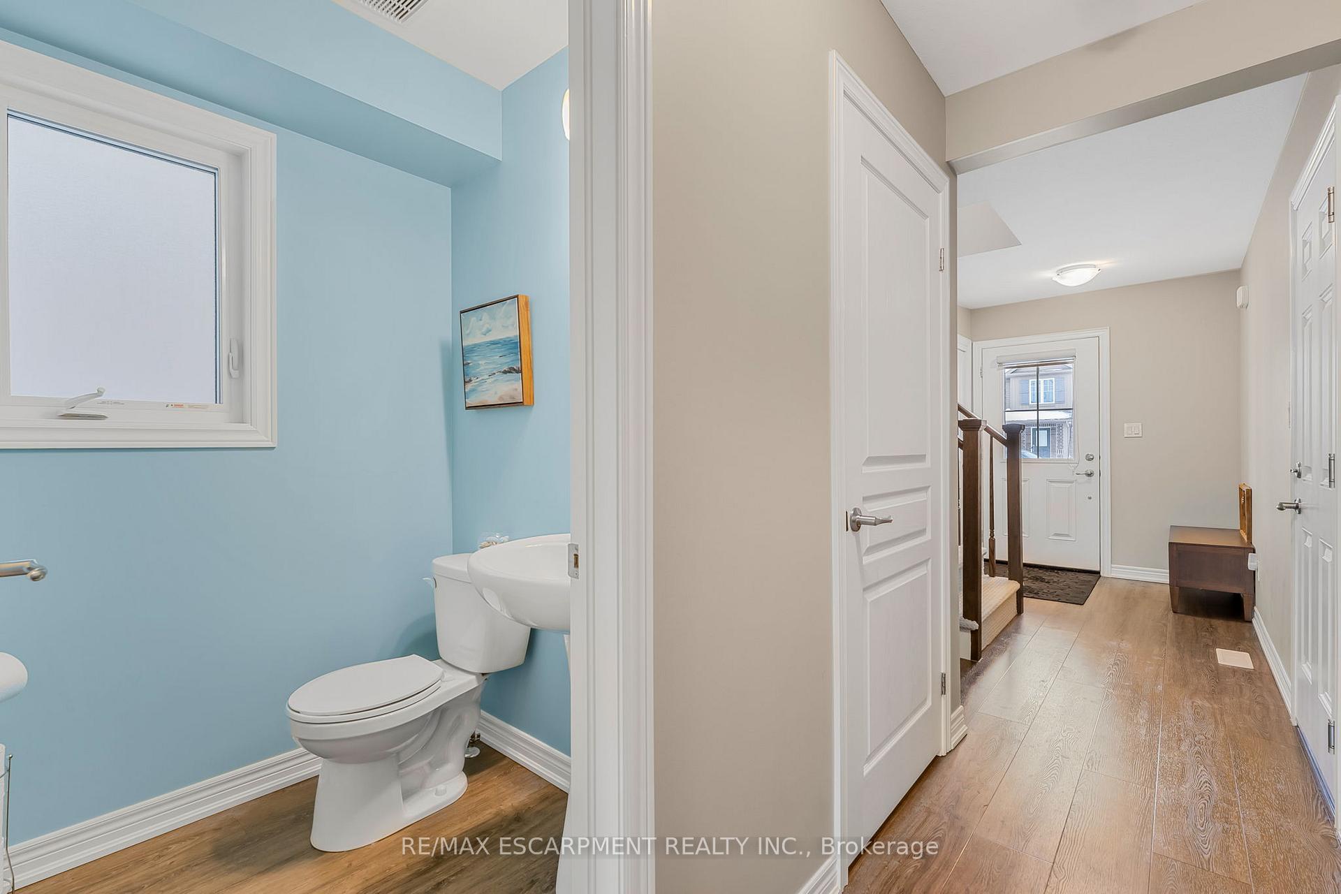 Photo 36 of 111 Heron Street, Welland, Coyle Creek — HOMEH