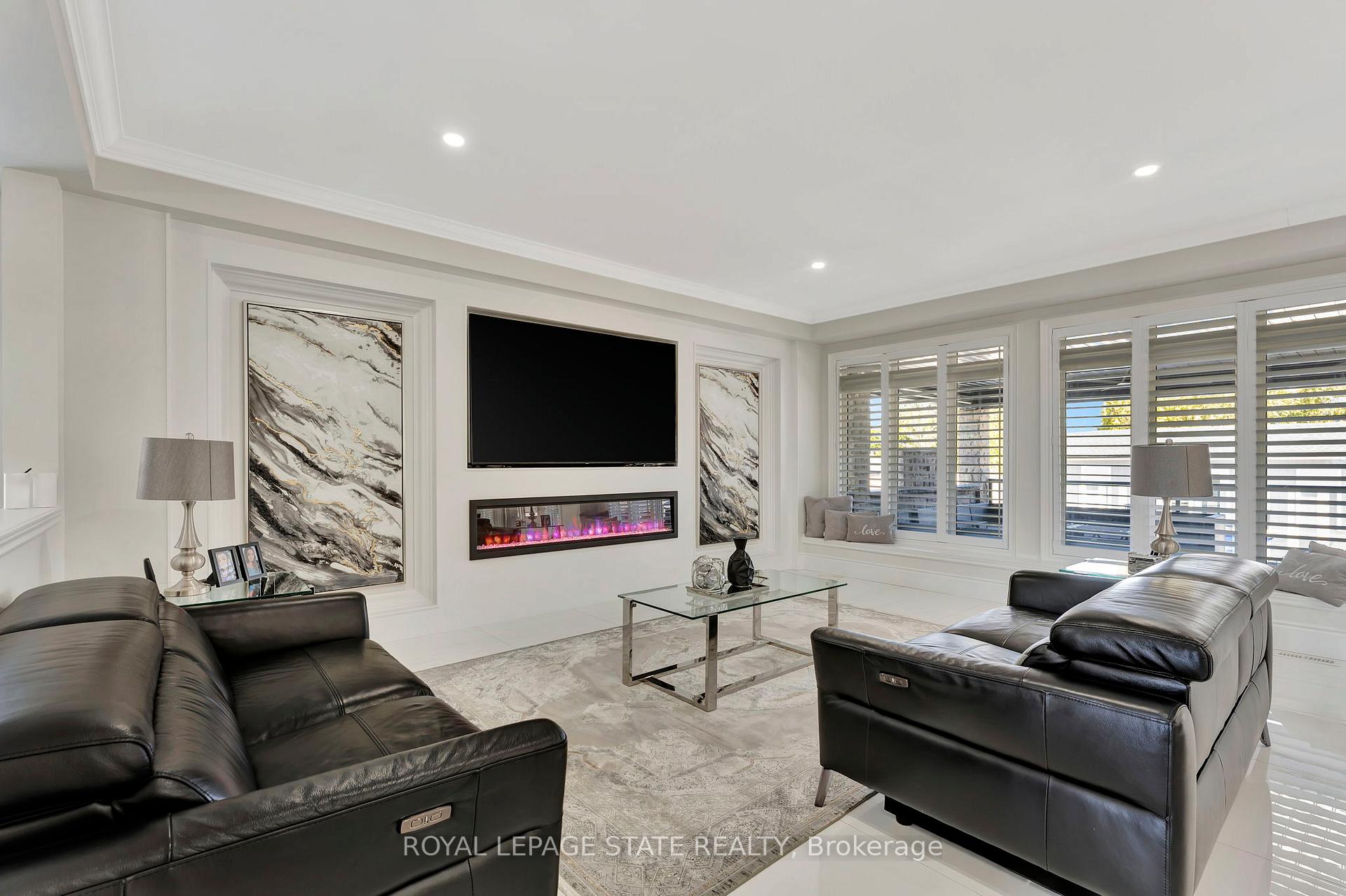 Photo 22 of 7 Bernini Court, Hamilton, Carpenter — HOMEH