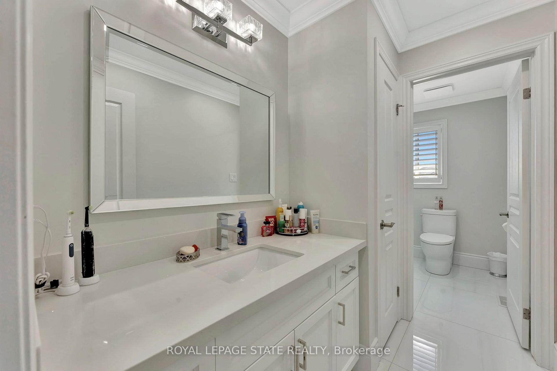 Photo 35 of 7 Bernini Court, Hamilton, Carpenter — HOMEH
