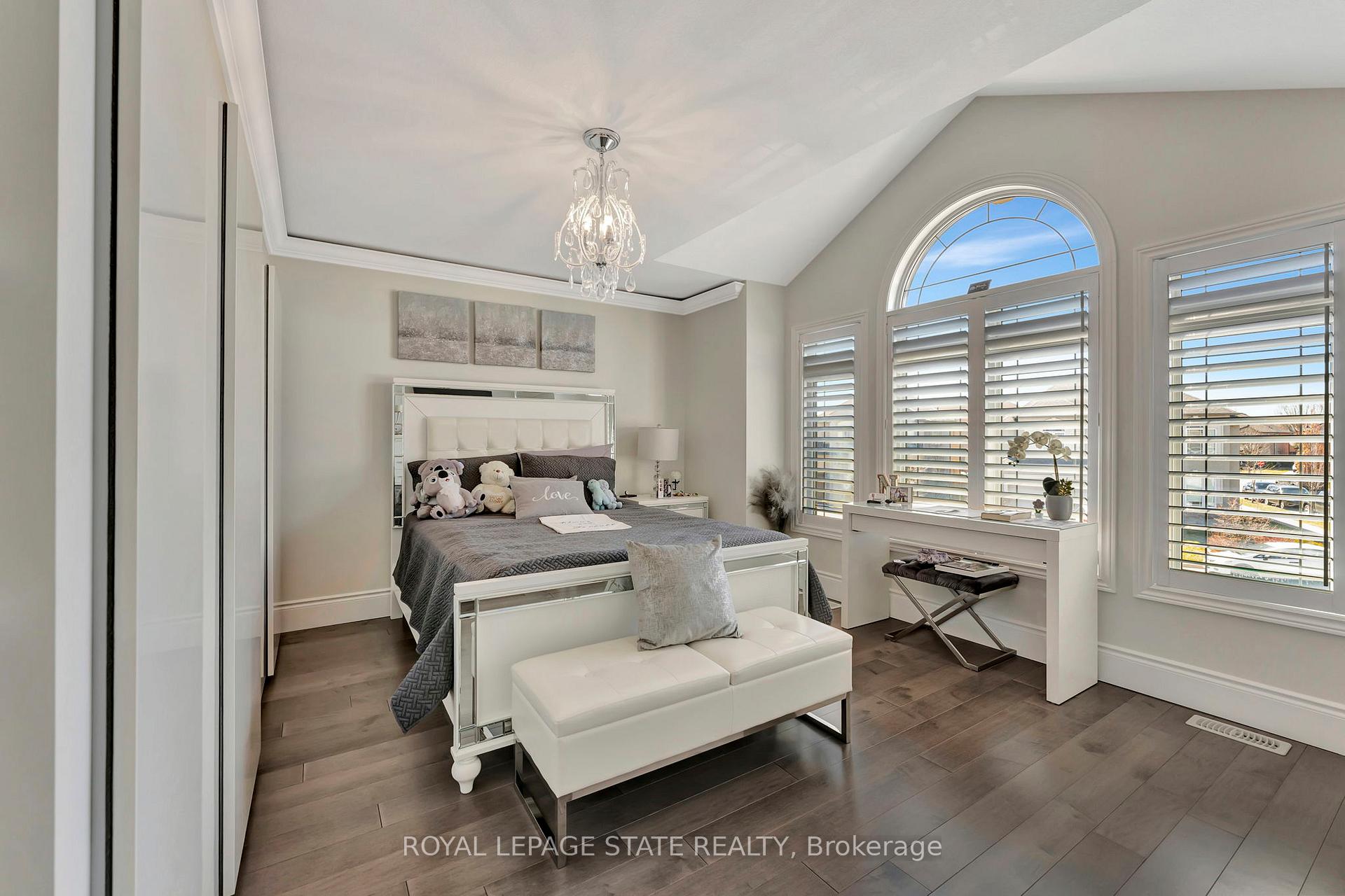 Photo 36 of 7 Bernini Court, Hamilton, Carpenter — HOMEH