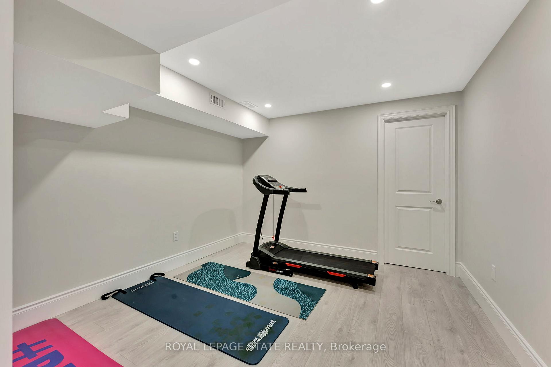 Photo 42 of 7 Bernini Court, Hamilton, Carpenter — HOMEH