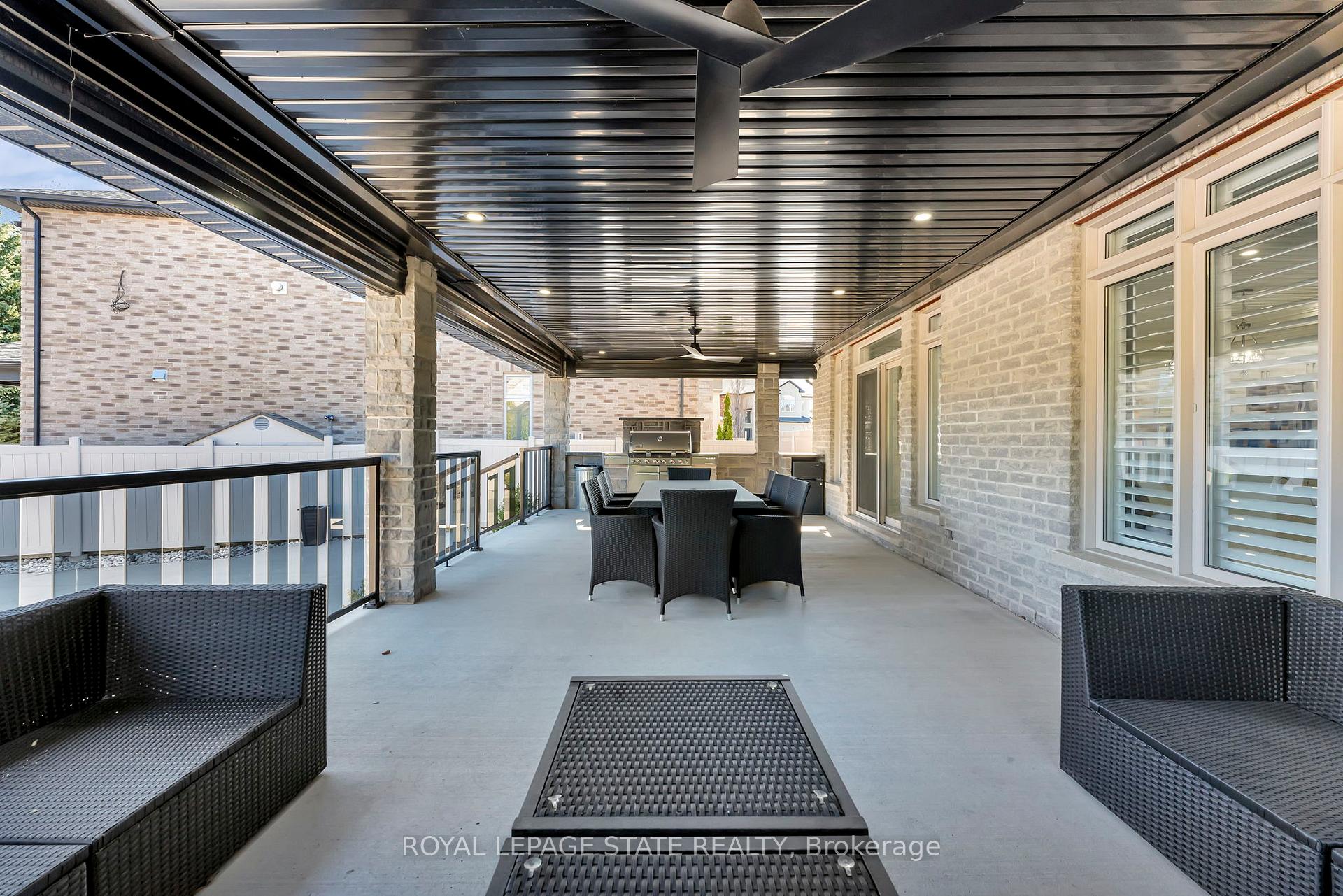 Photo 46 of 7 Bernini Court, Hamilton, Carpenter — HOMEH