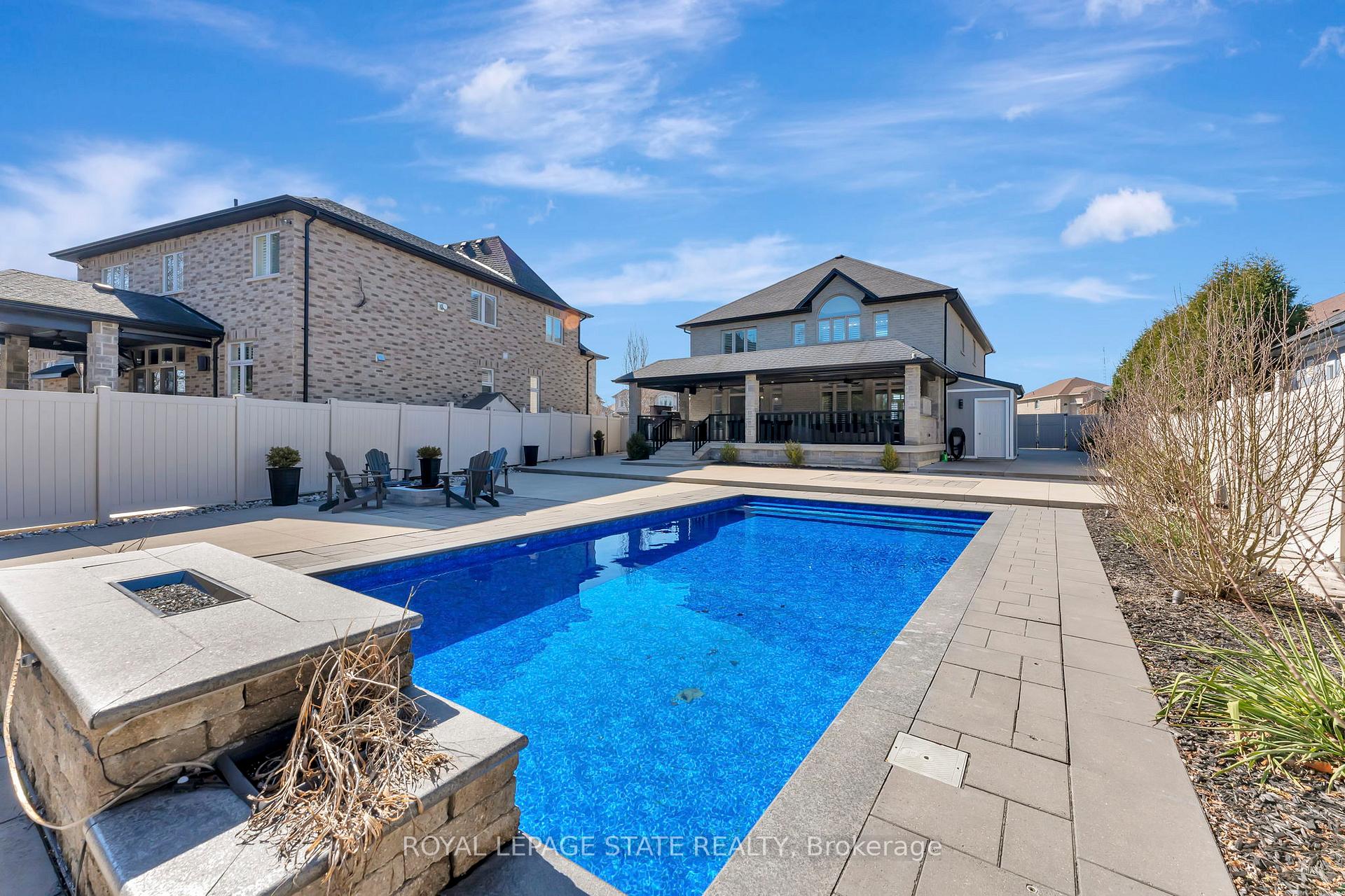 Photo 47 of 7 Bernini Court, Hamilton, Carpenter — HOMEH