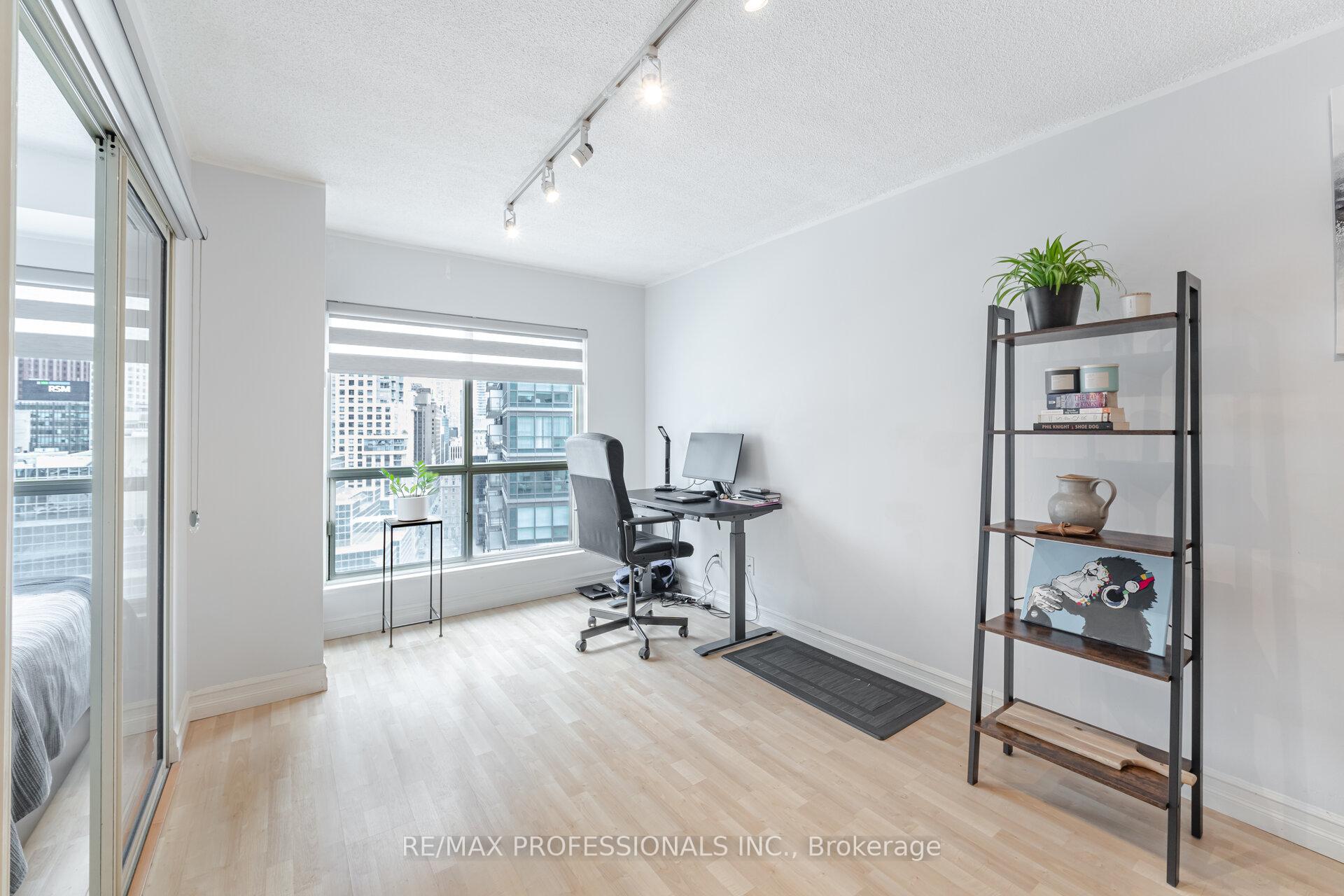 Photo 36 of Unit 2211, 25 The Esplanade, Toronto, Waterfront Communities — HOMEH
