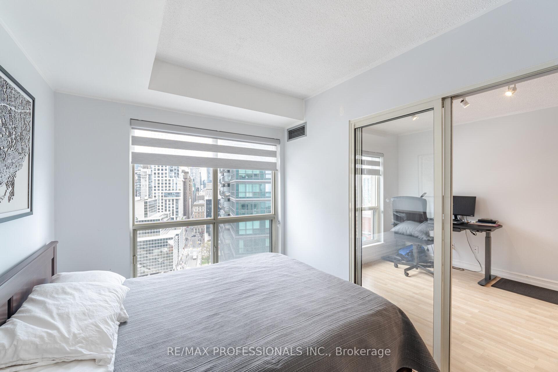 Photo 14 of Unit 2211, 25 The Esplanade, Toronto, Waterfront Communities — HOMEH
