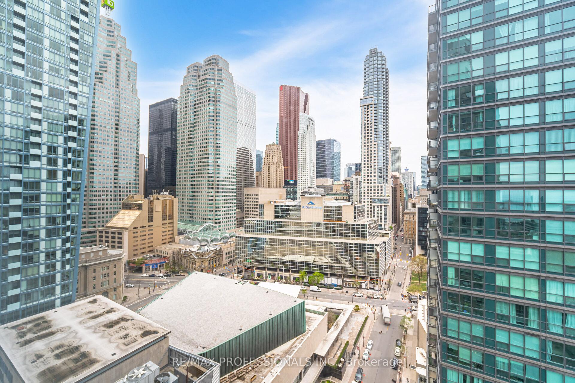 Photo 19 of Unit 2211, 25 The Esplanade, Toronto, Waterfront Communities — HOMEH