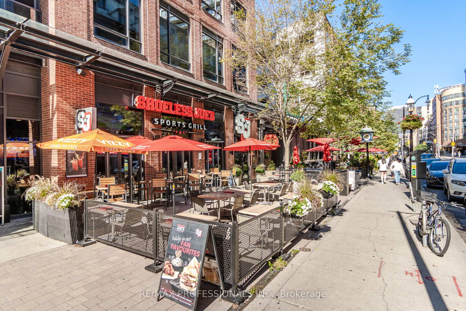 Photo 42 of Unit 2211, 25 The Esplanade, Toronto, Waterfront Communities — HOMEH