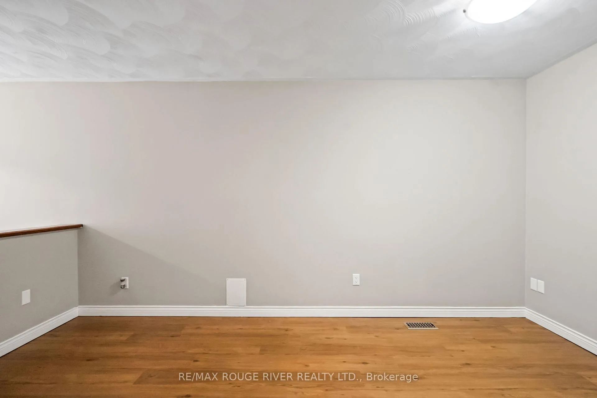 Photo 6 of 136 Haden Avenue, Peterborough, Northcrest Ward 5 — HOMEH
