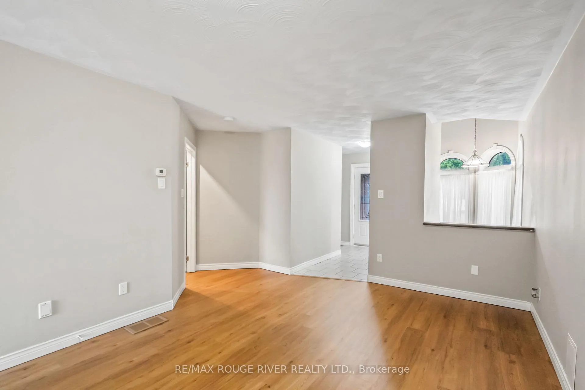 Photo 8 of 136 Haden Avenue, Peterborough, Northcrest Ward 5 — HOMEH