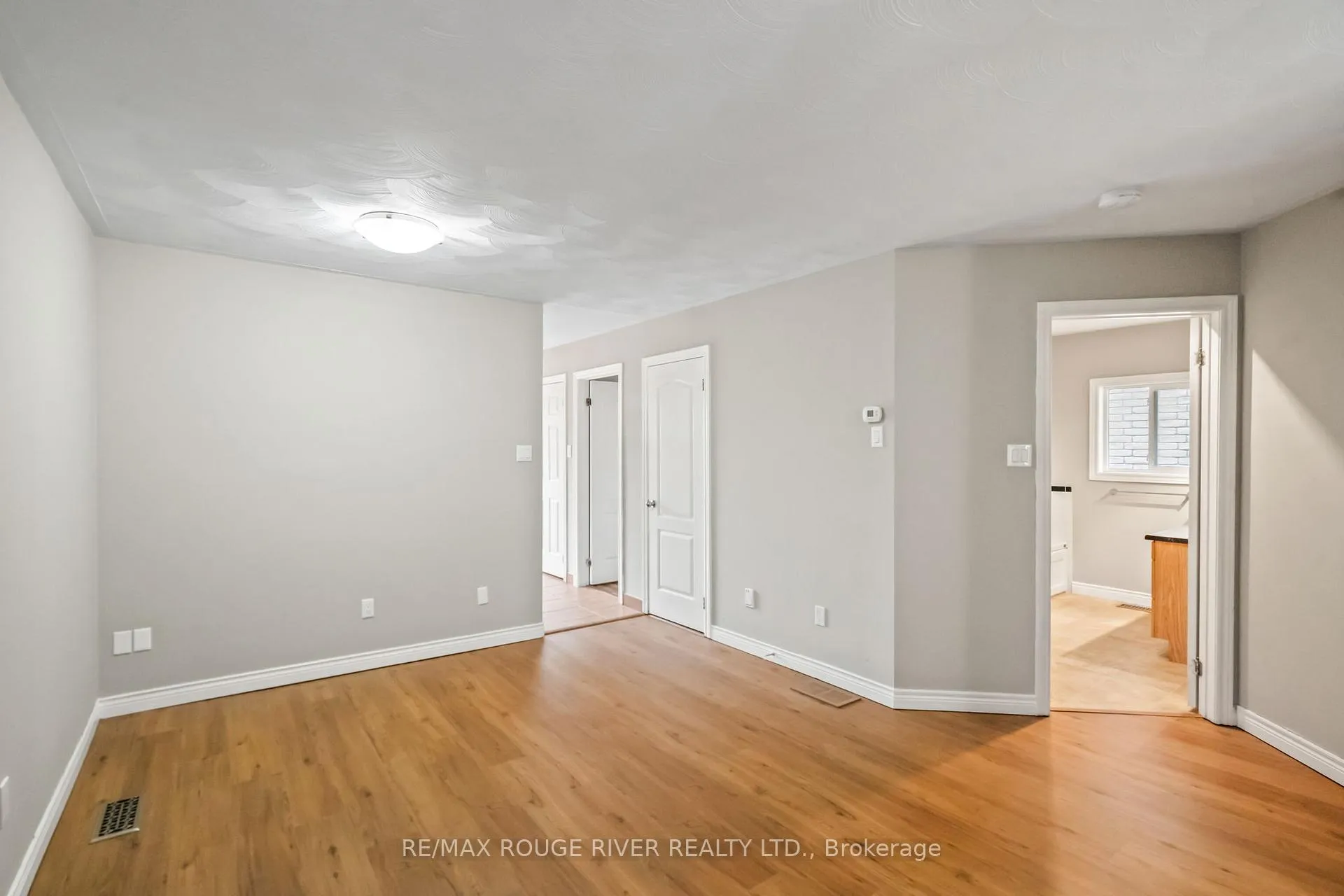 Photo 9 of 136 Haden Avenue, Peterborough, Northcrest Ward 5 — HOMEH