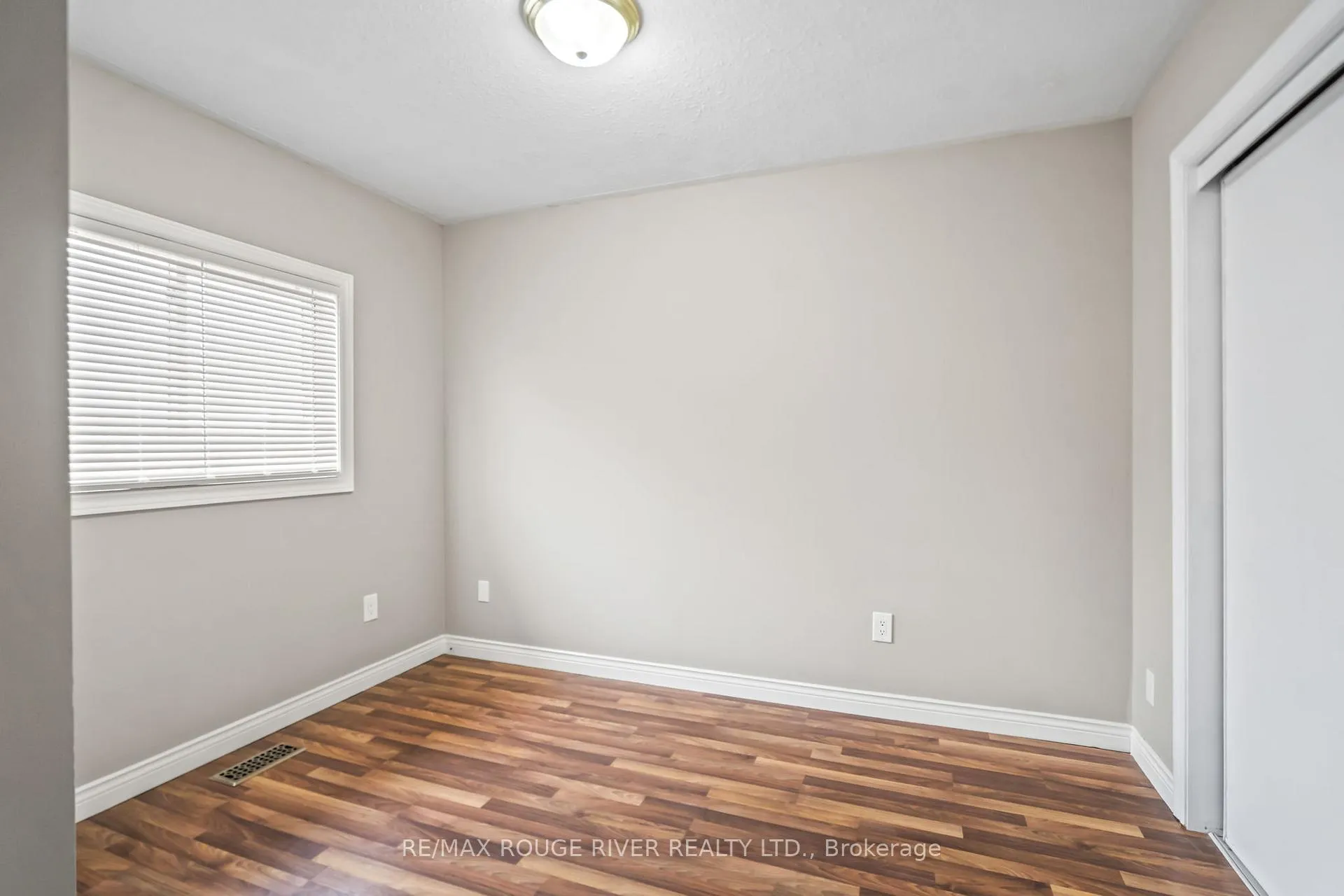 Photo 15 of 136 Haden Avenue, Peterborough, Northcrest Ward 5 — HOMEH