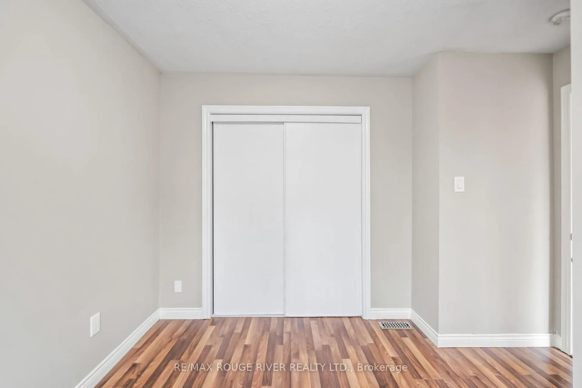 Photo 18 of 136 Haden Avenue, Peterborough, Northcrest Ward 5 — HOMEH
