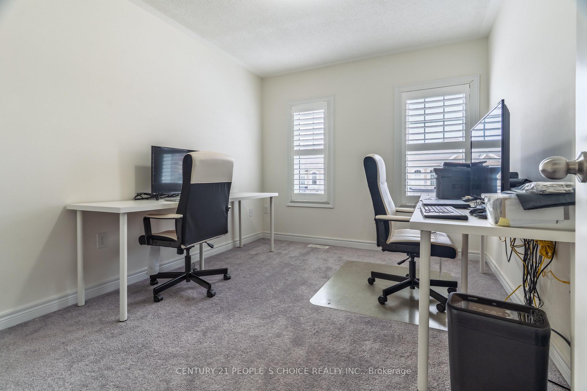 Photo 30 of 61 Finegan Circle, Brampton, Northwest Brampton — HOMEH
