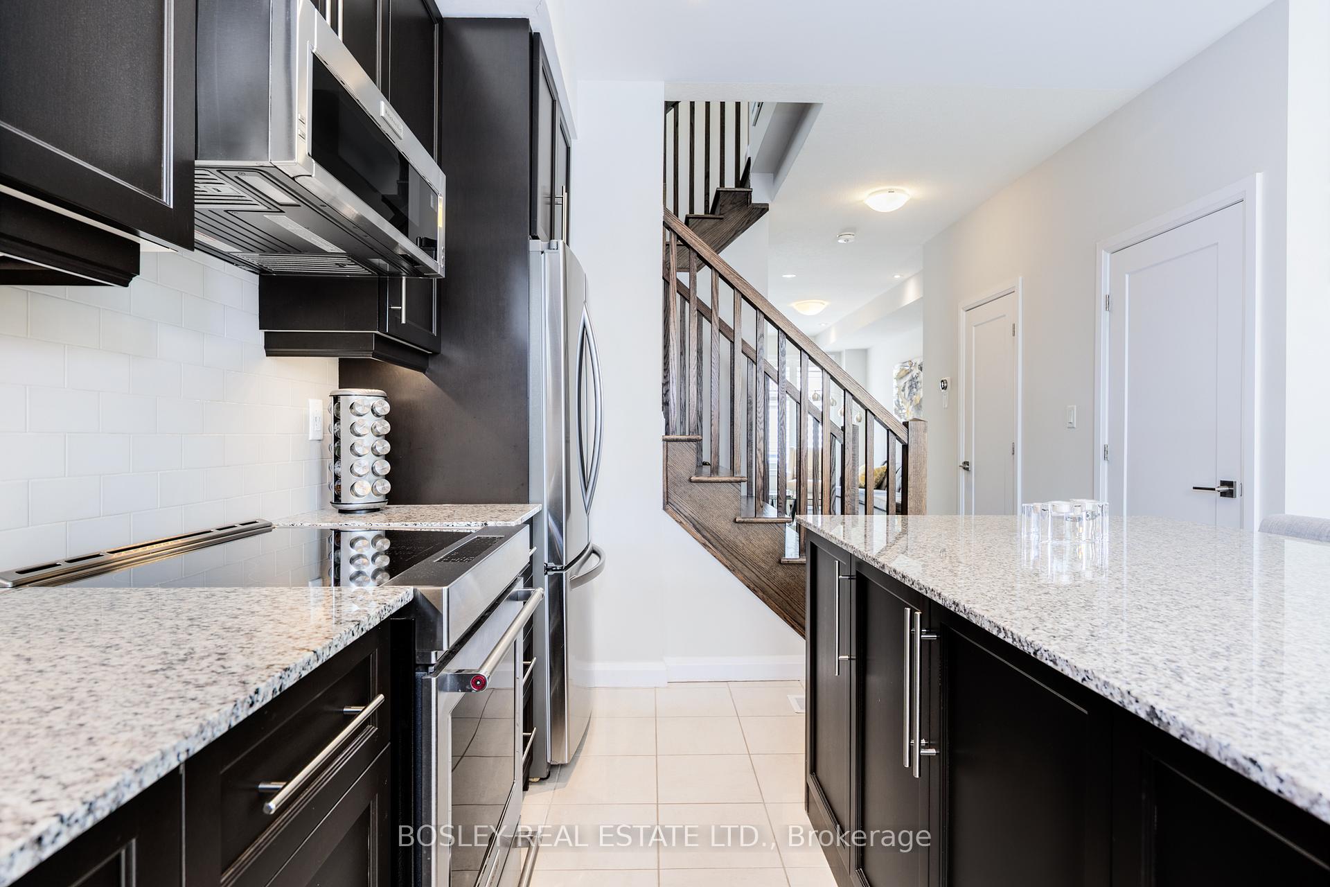 Photo 10 of Unit 67, 1169 Garner Road E, Hamilton, Ancaster — HOMEH